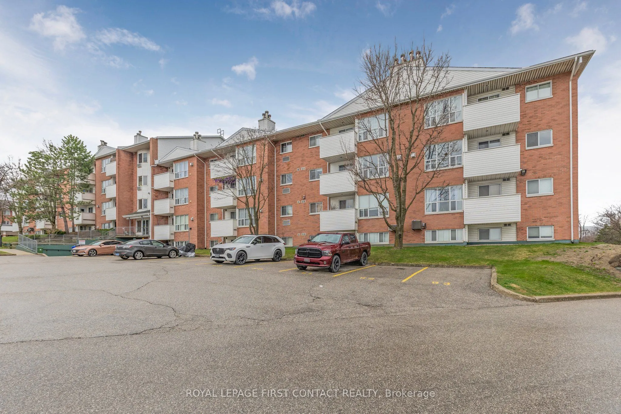 126 Bell Farm Road E, #B08