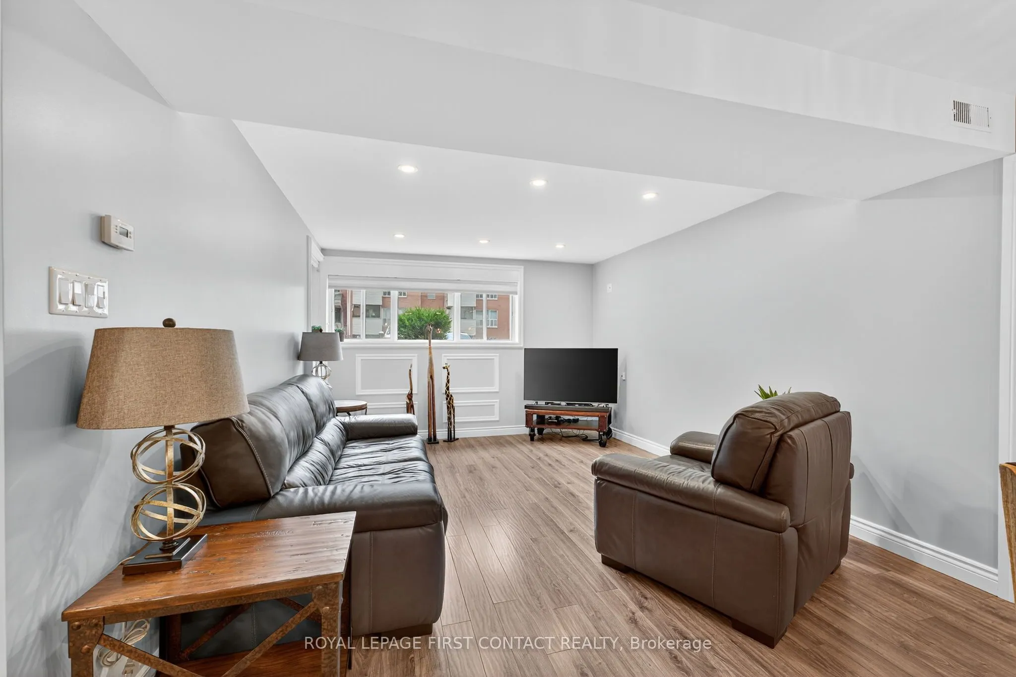 126 Bell Farm Road E, #B08