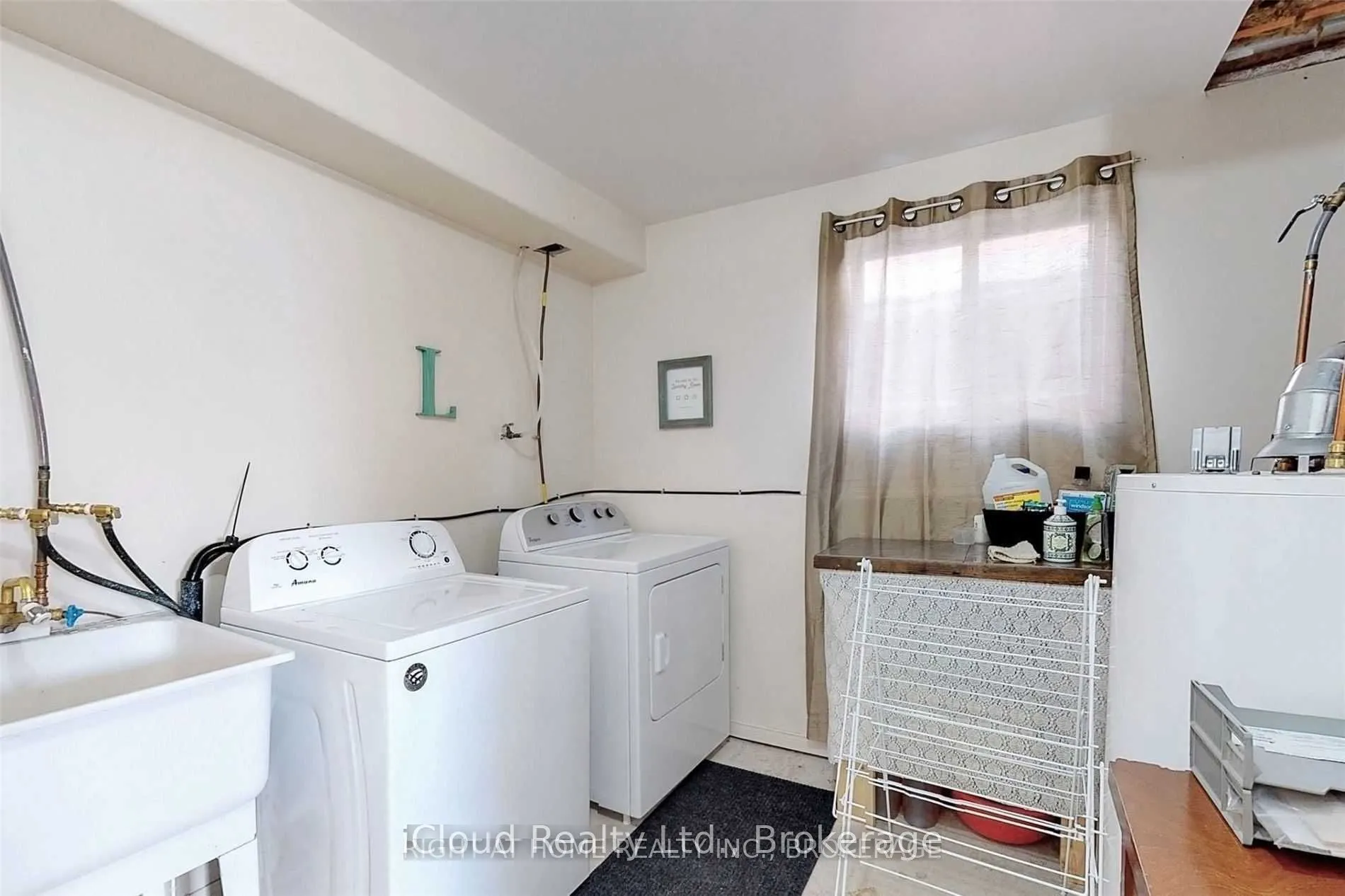229 Dunsmore Lane, #Lower