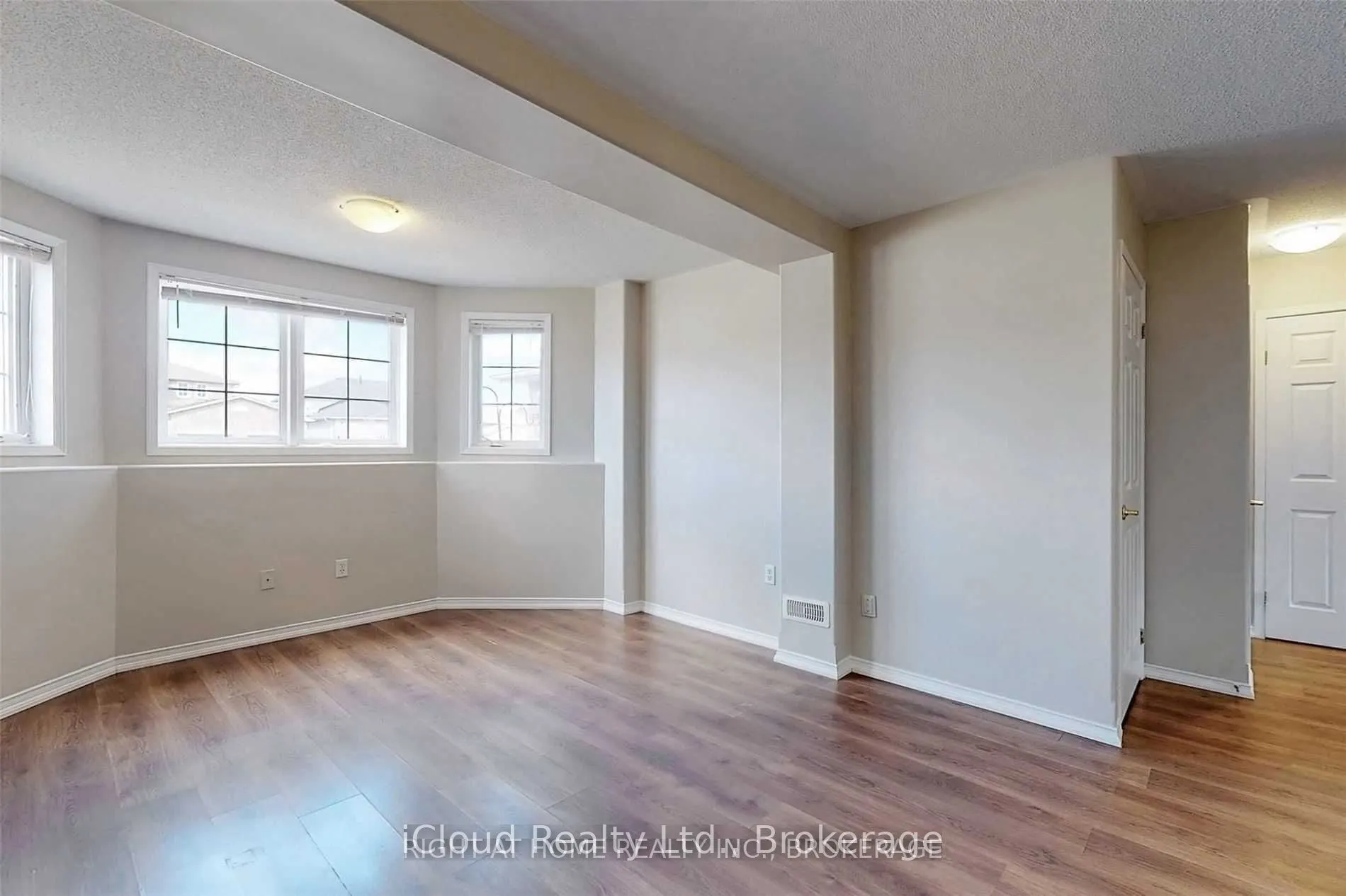 229 Dunsmore Lane, #Lower