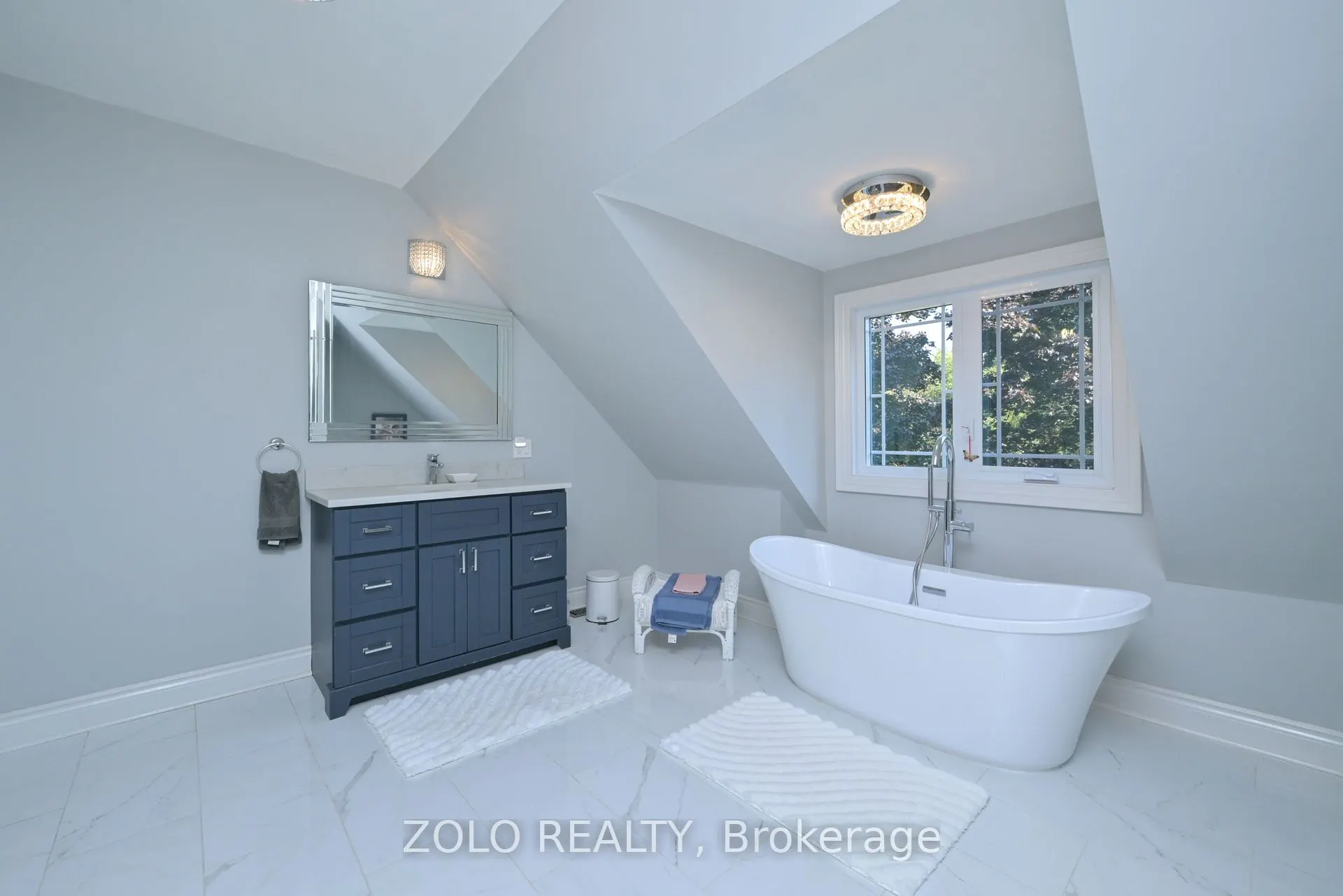2038 SNOW VALLEY Road