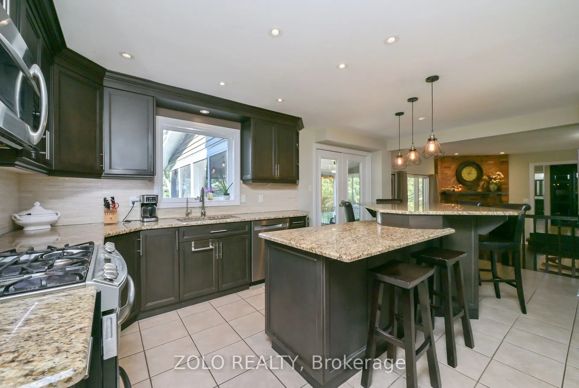2038 SNOW VALLEY Road