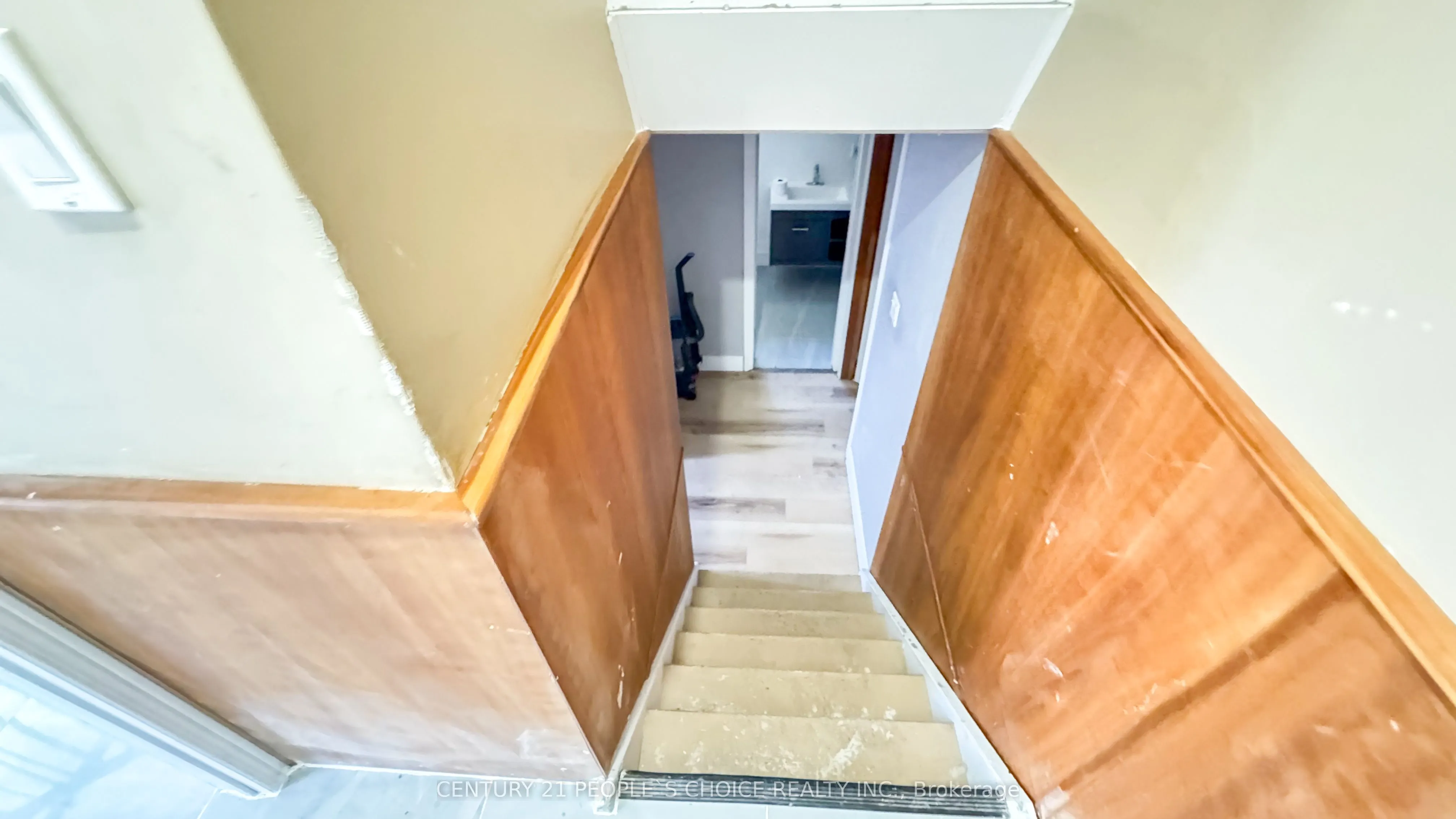 18 Ward Drive