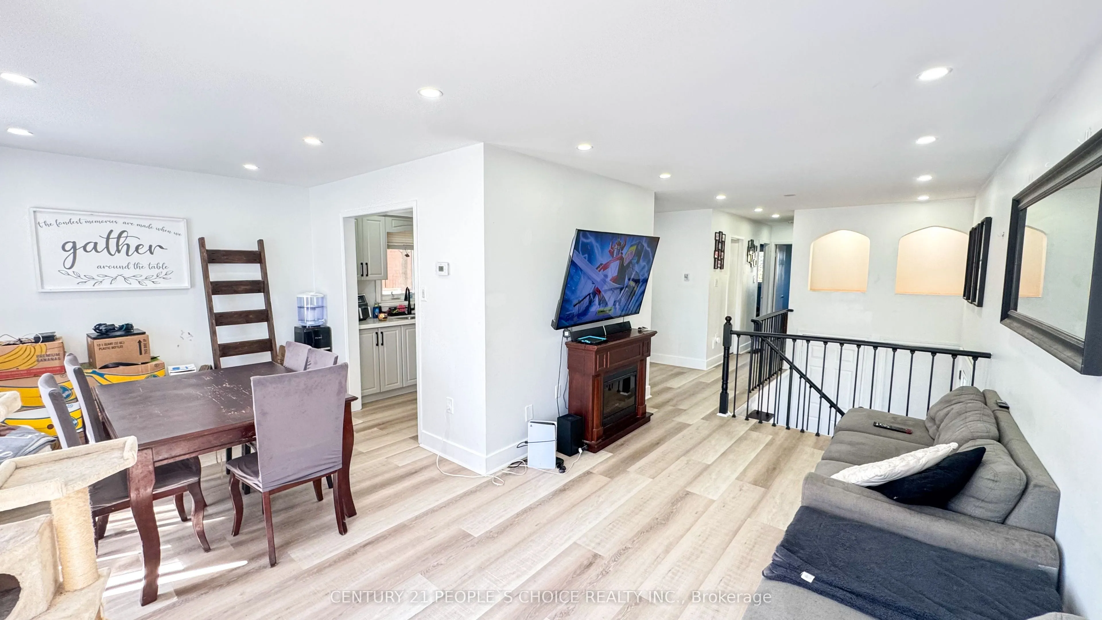 18 Ward Drive