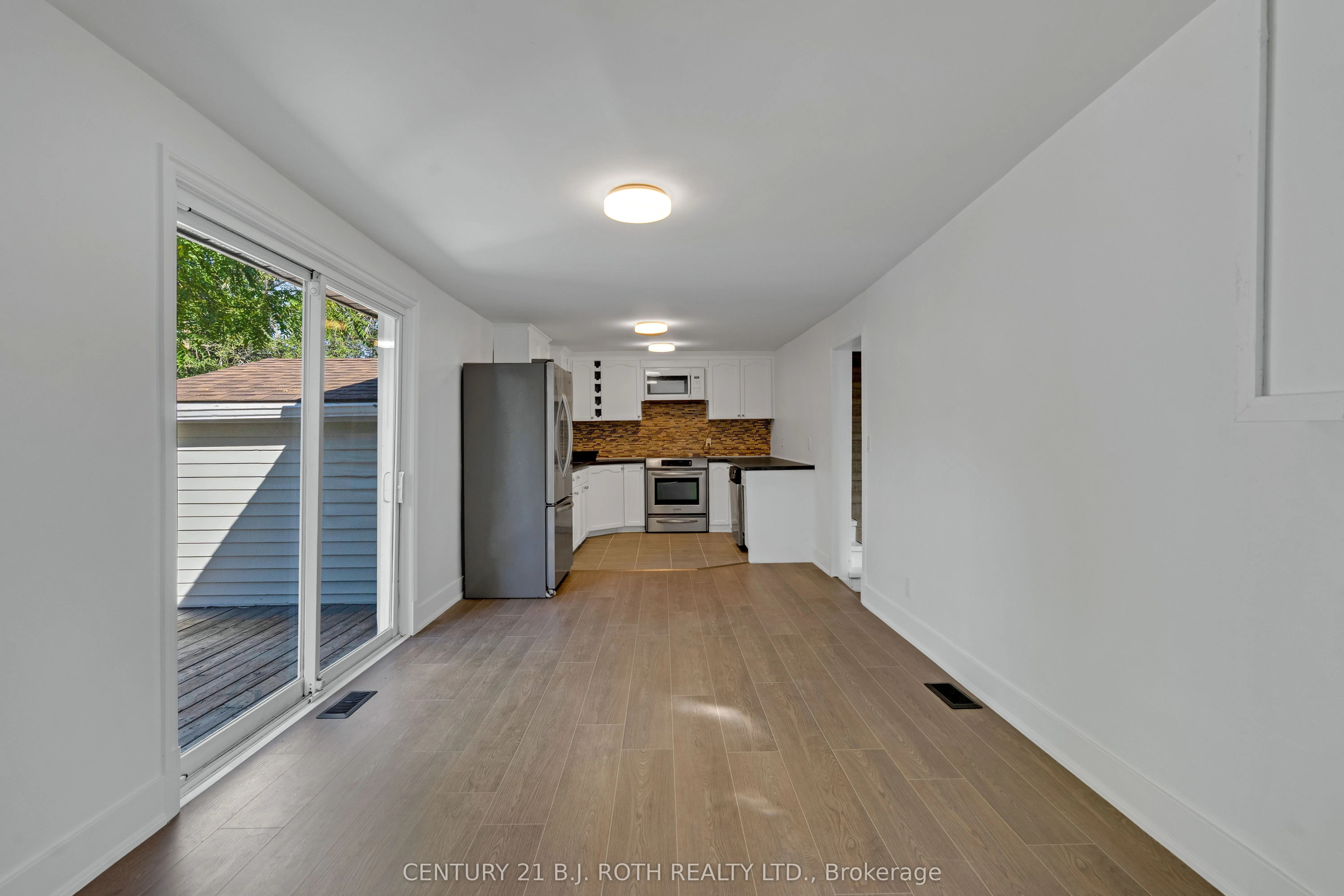 269 Moffat Street