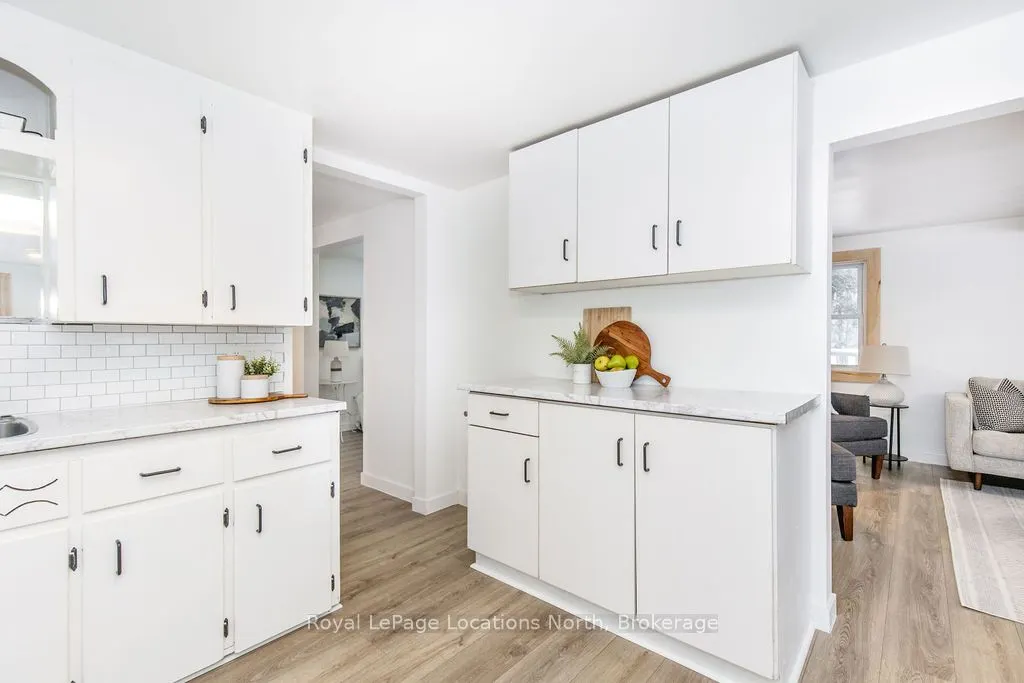 80 Concession 8 Road E