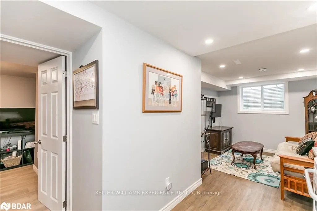 249A CUNDLES Road W