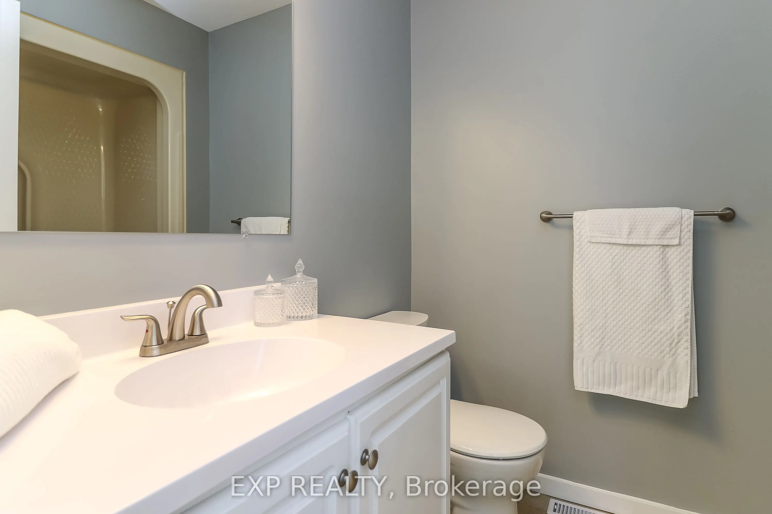 133 Fairway Crescent, #38