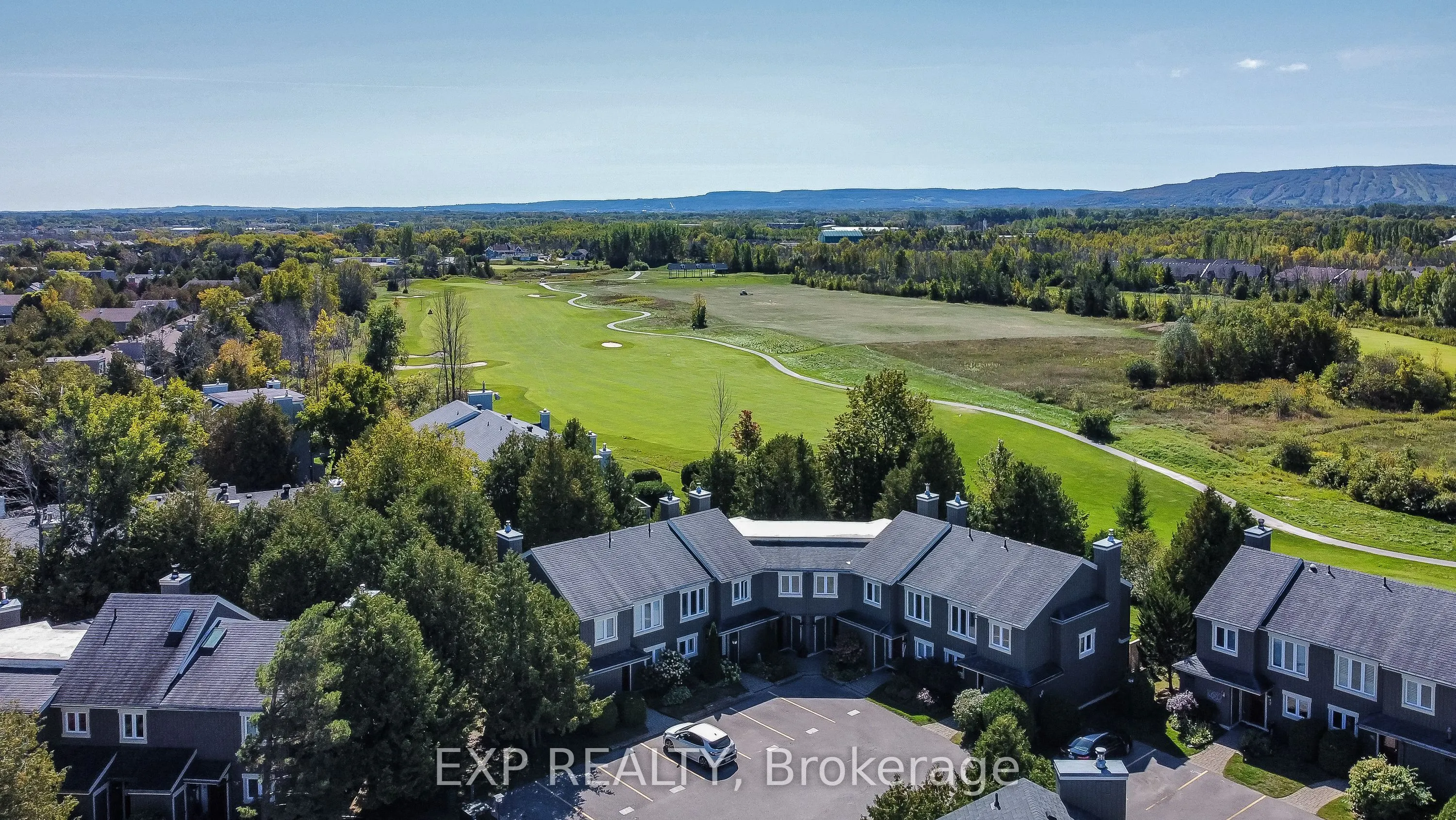 133 Fairway Crescent, #38