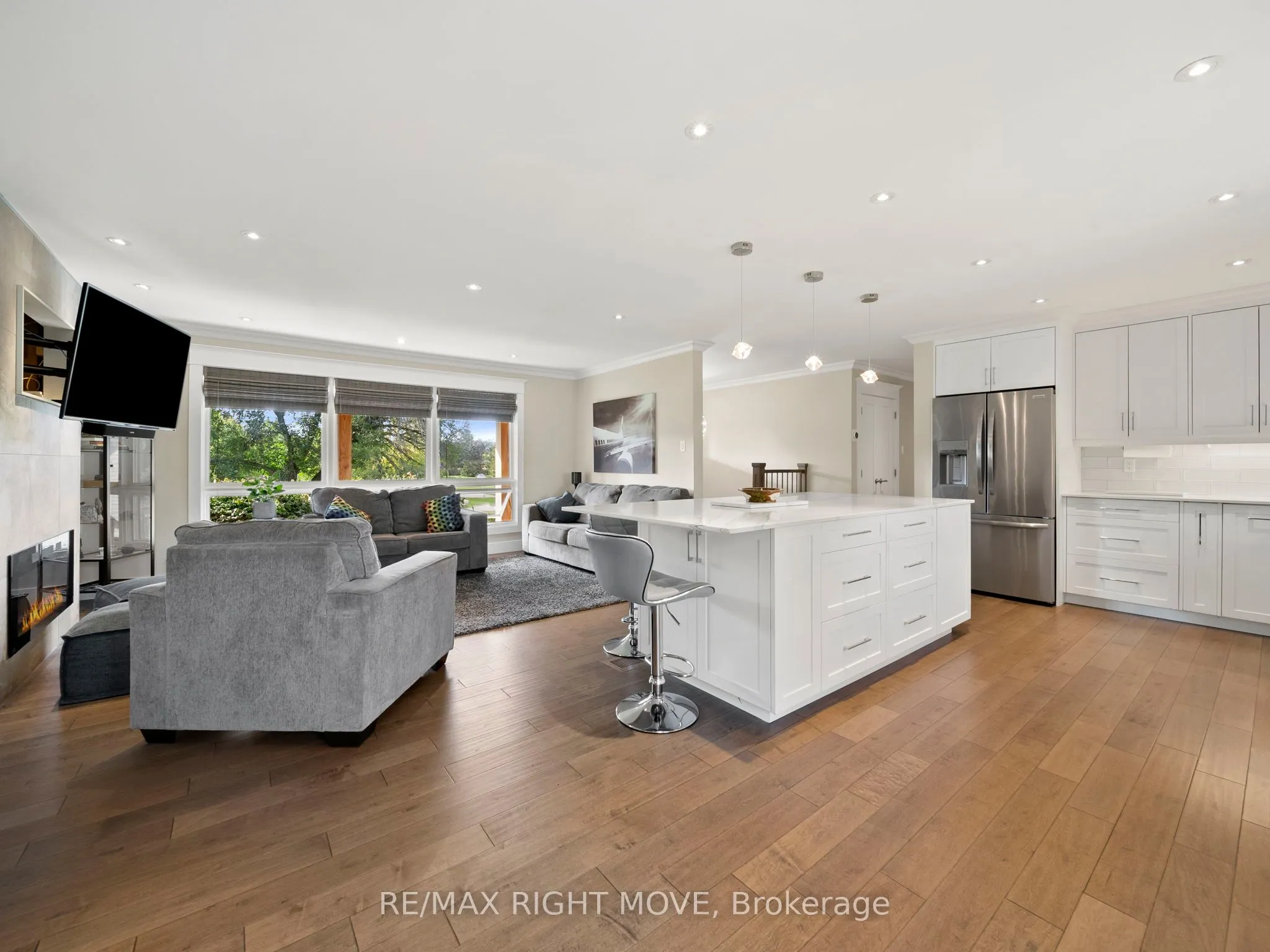 16 Greenfield Avenue