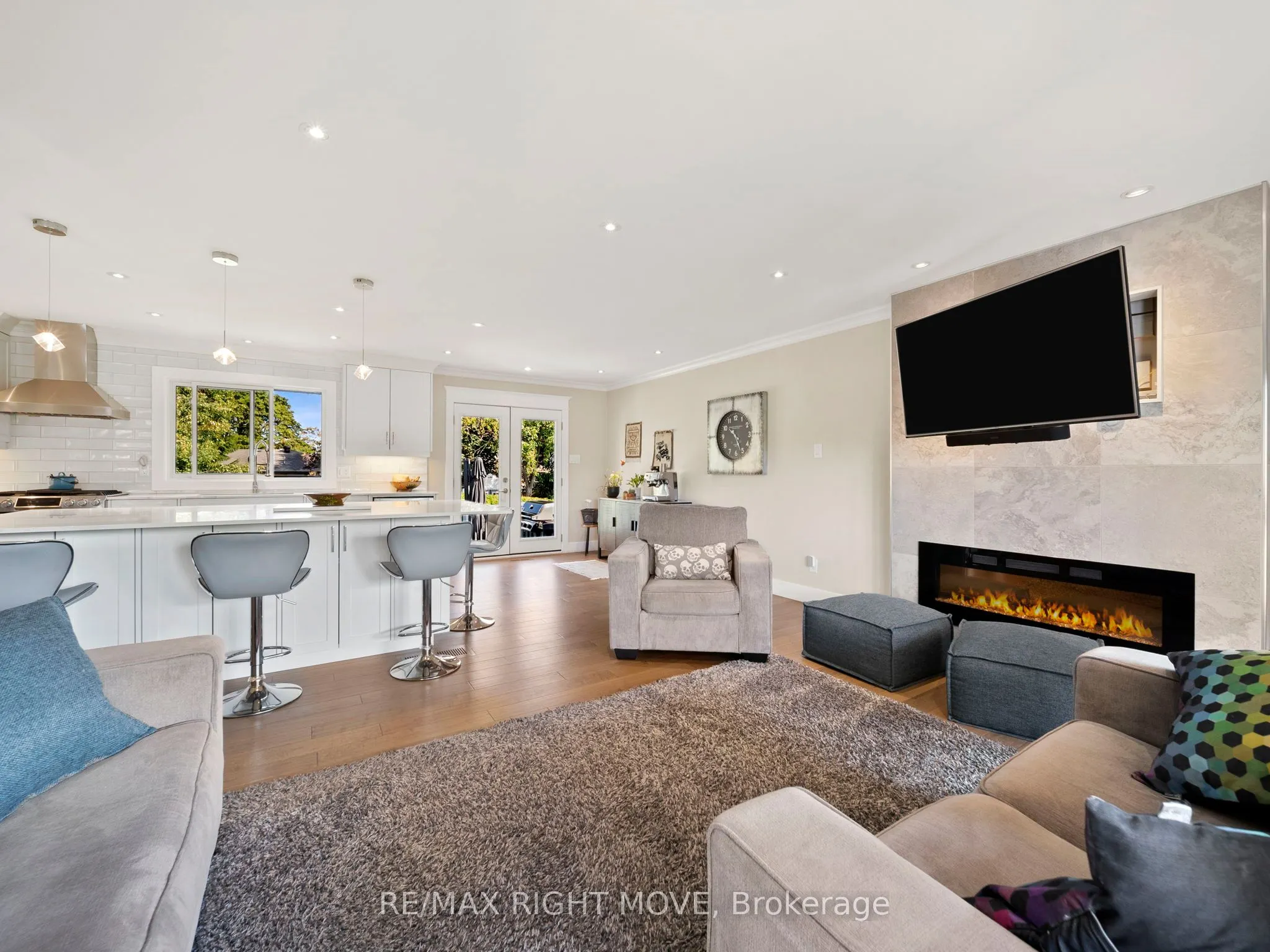 16 Greenfield Avenue