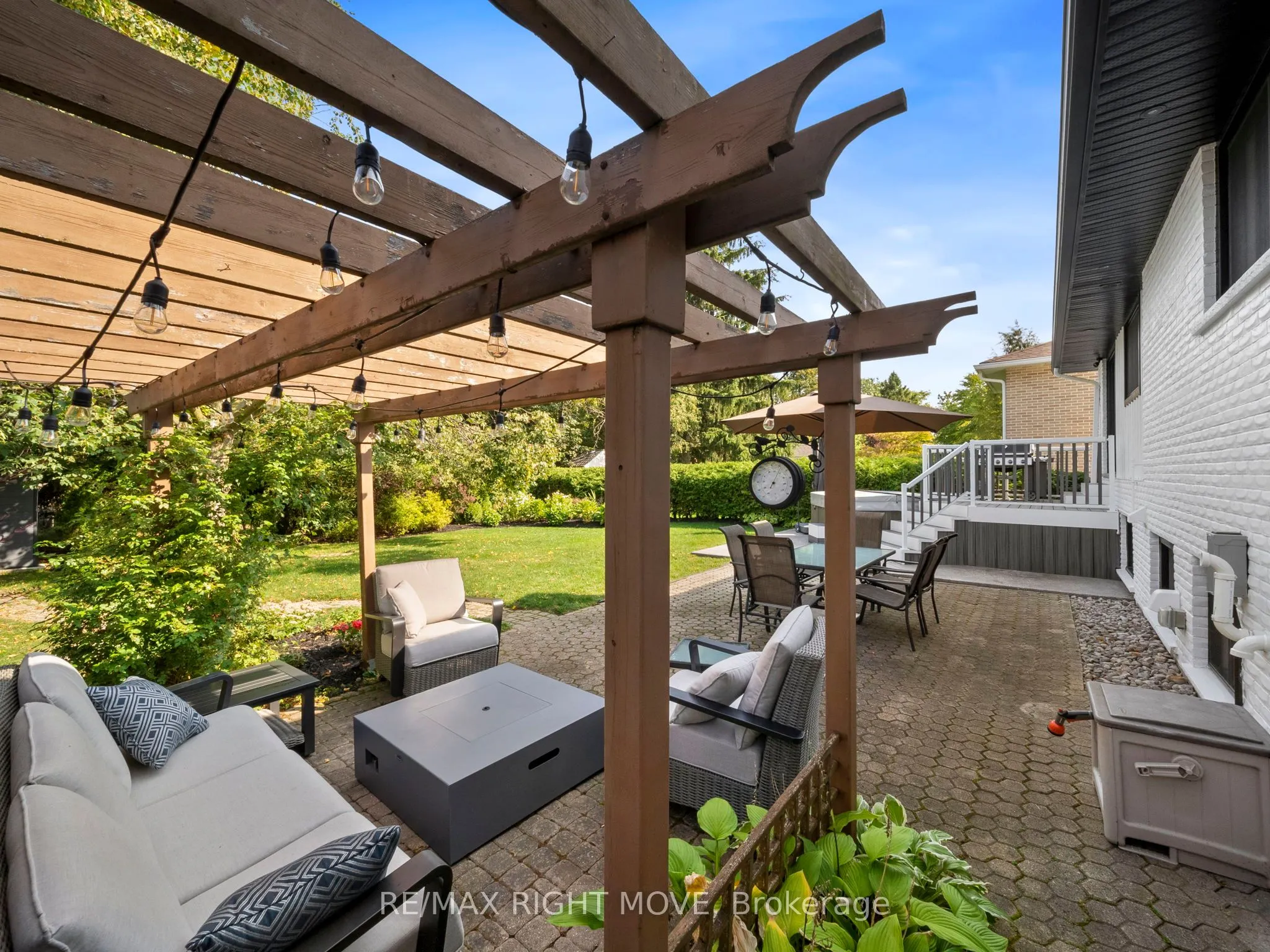 16 Greenfield Avenue
