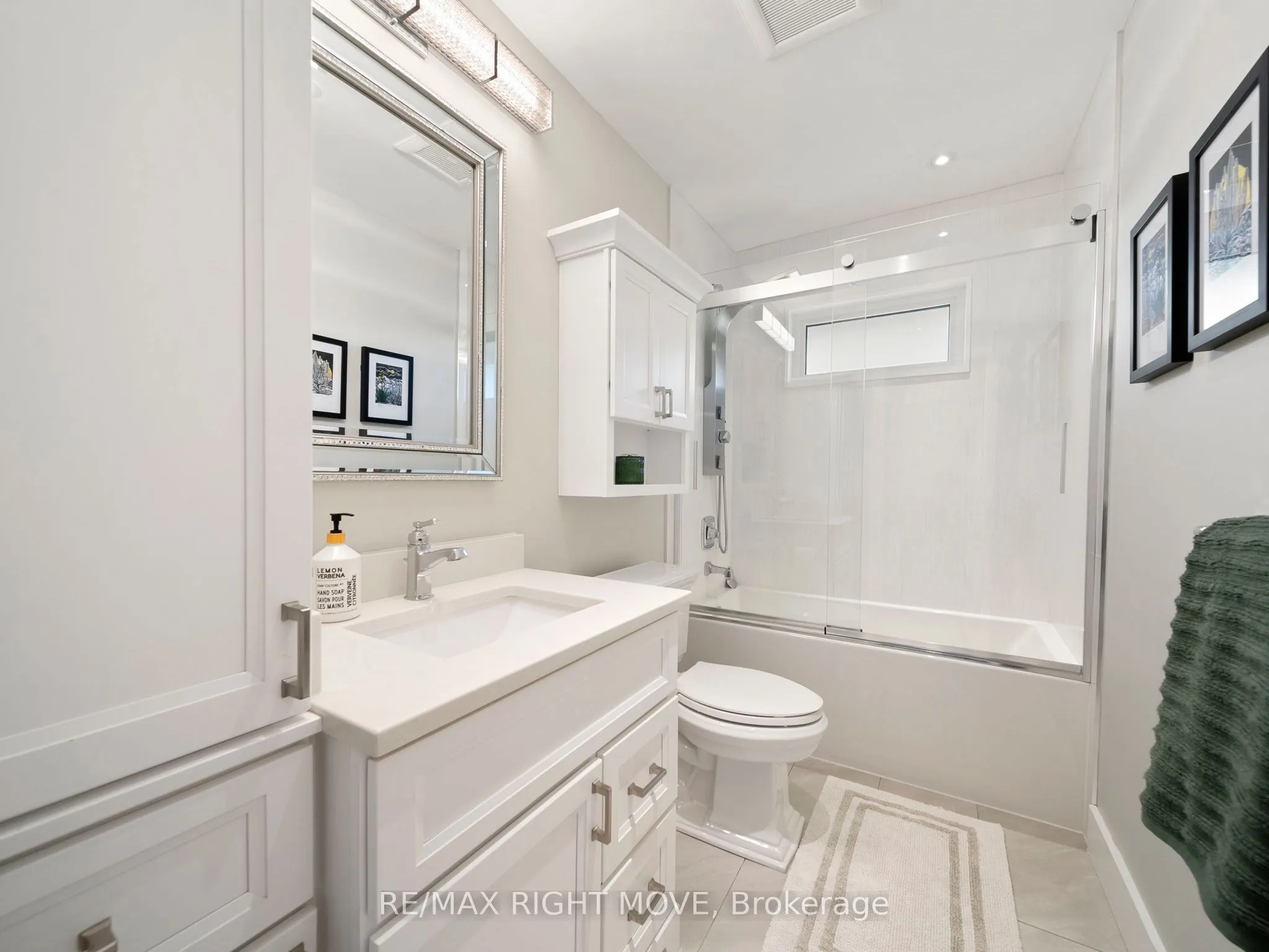 16 Greenfield Avenue
