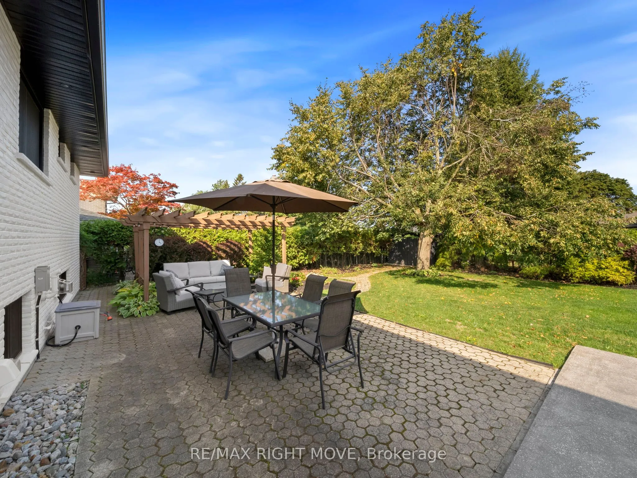 16 Greenfield Avenue