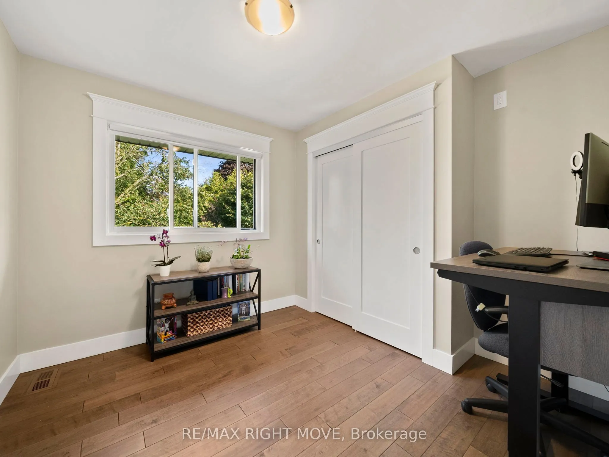 16 Greenfield Avenue