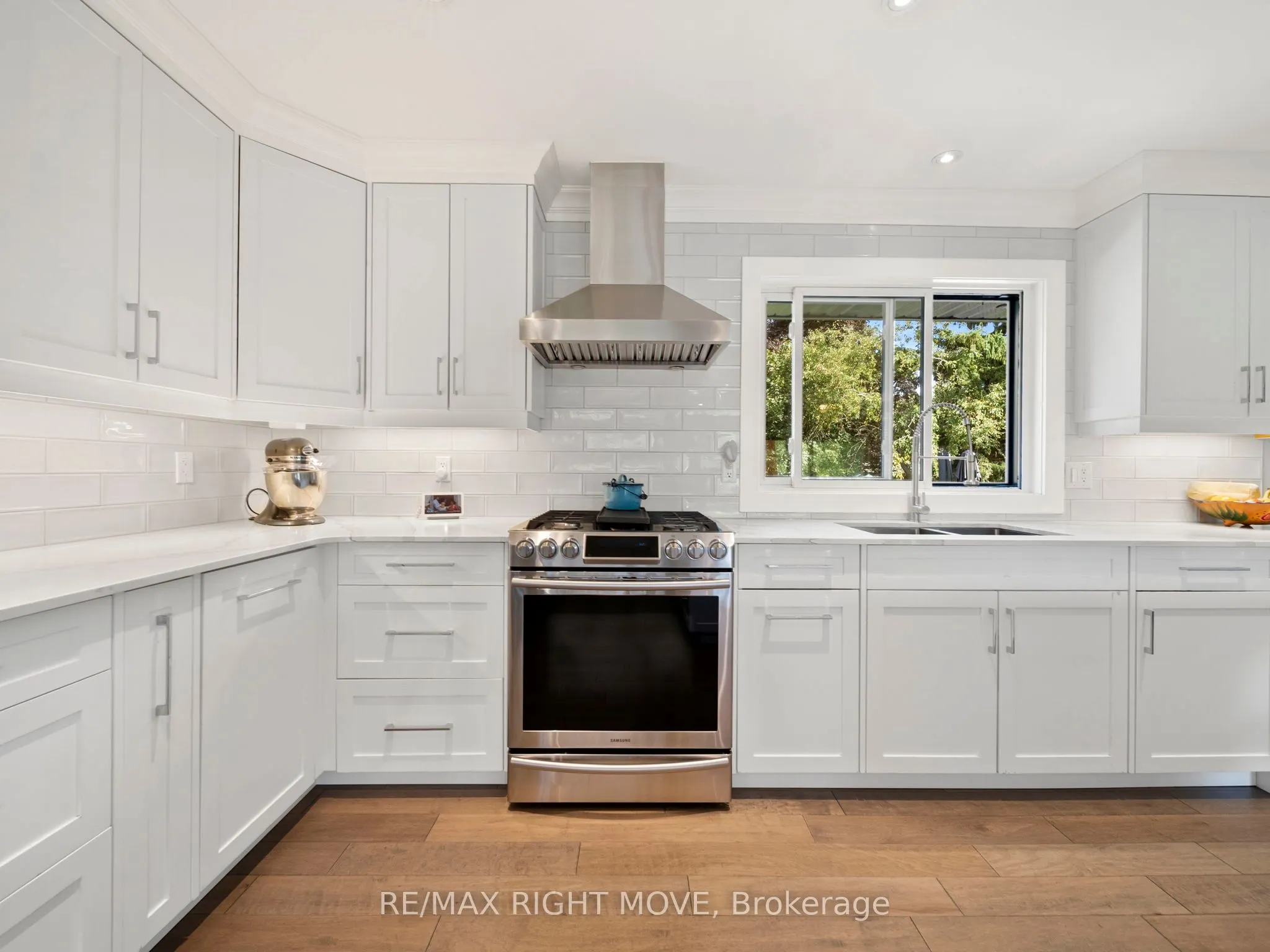 16 Greenfield Avenue