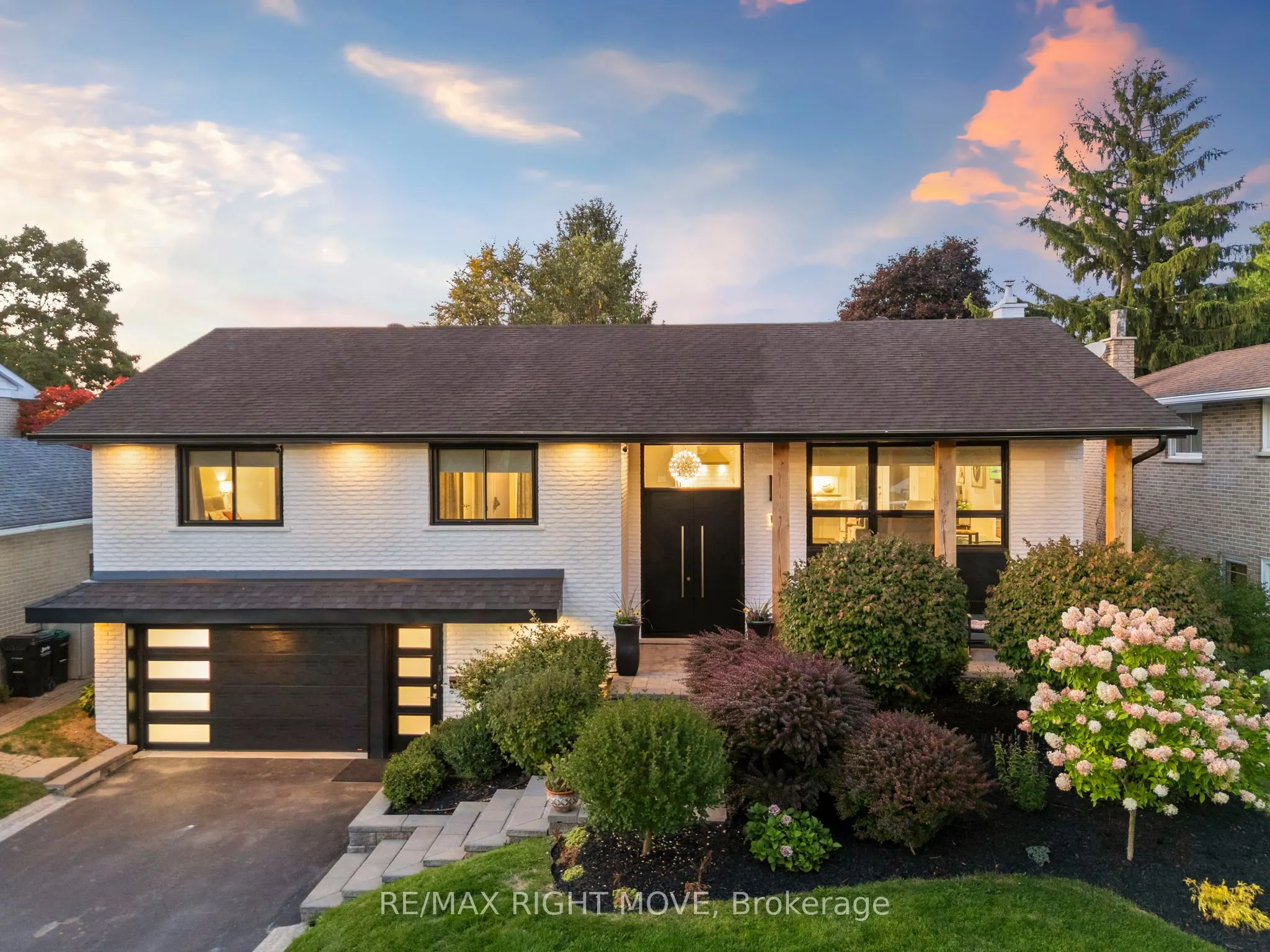 16 Greenfield Avenue