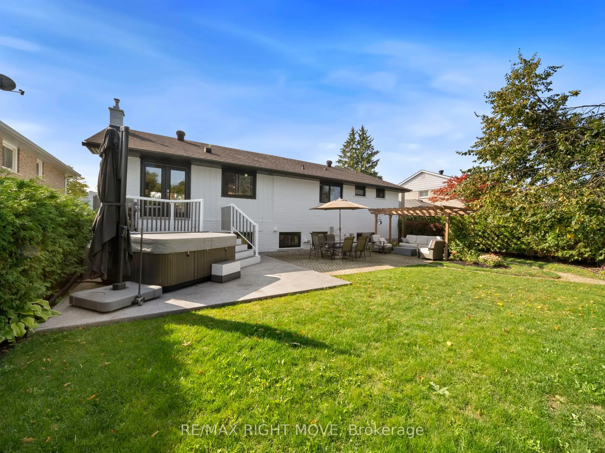 16 Greenfield Avenue