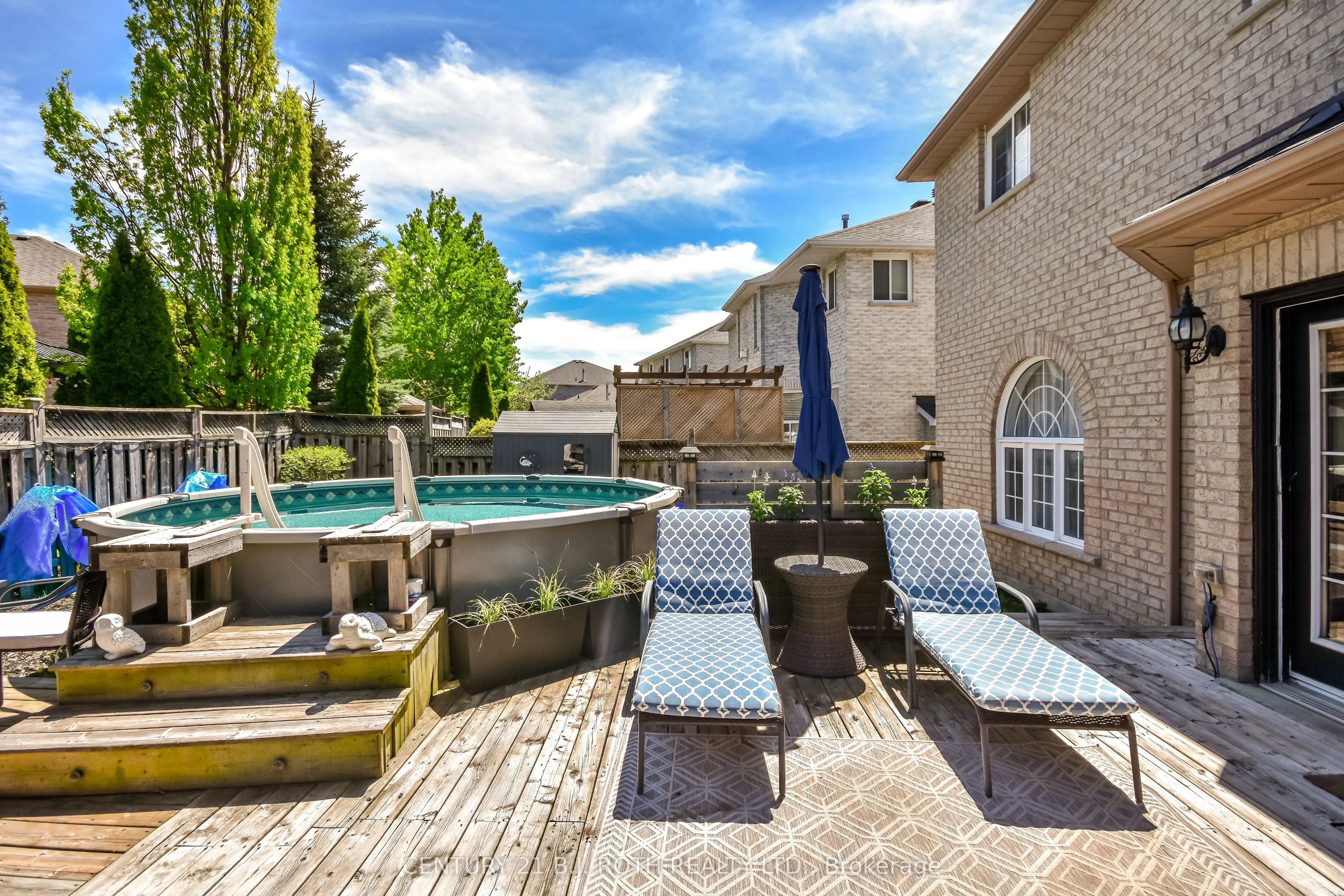 60 Carley Crescent