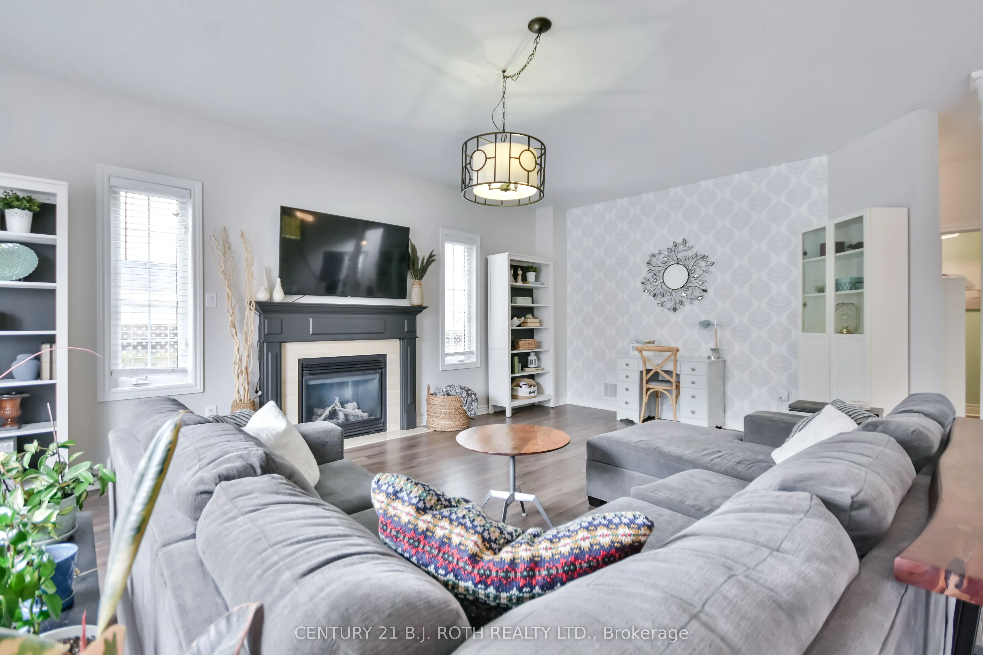60 Carley Crescent