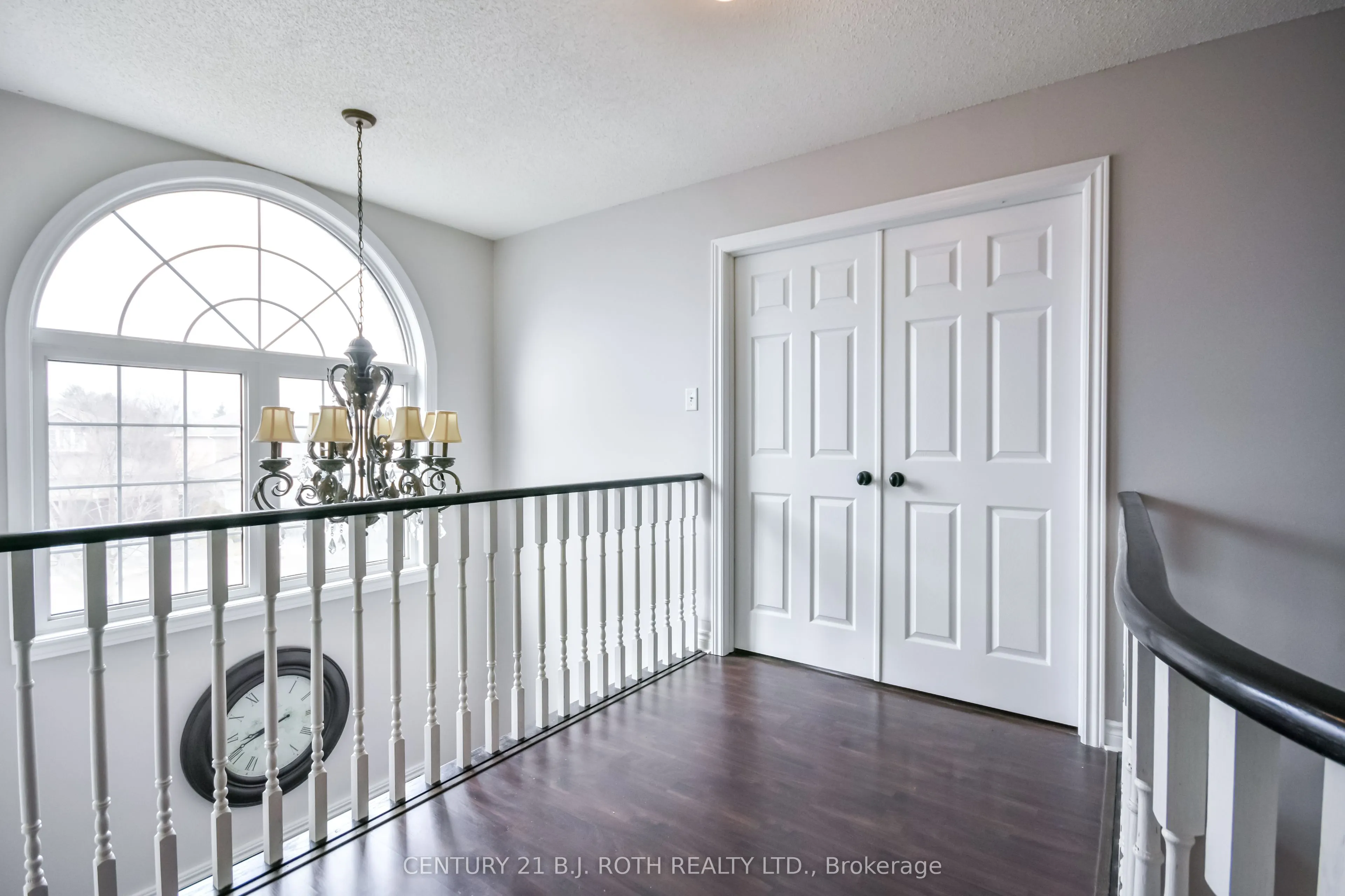 60 Carley Crescent