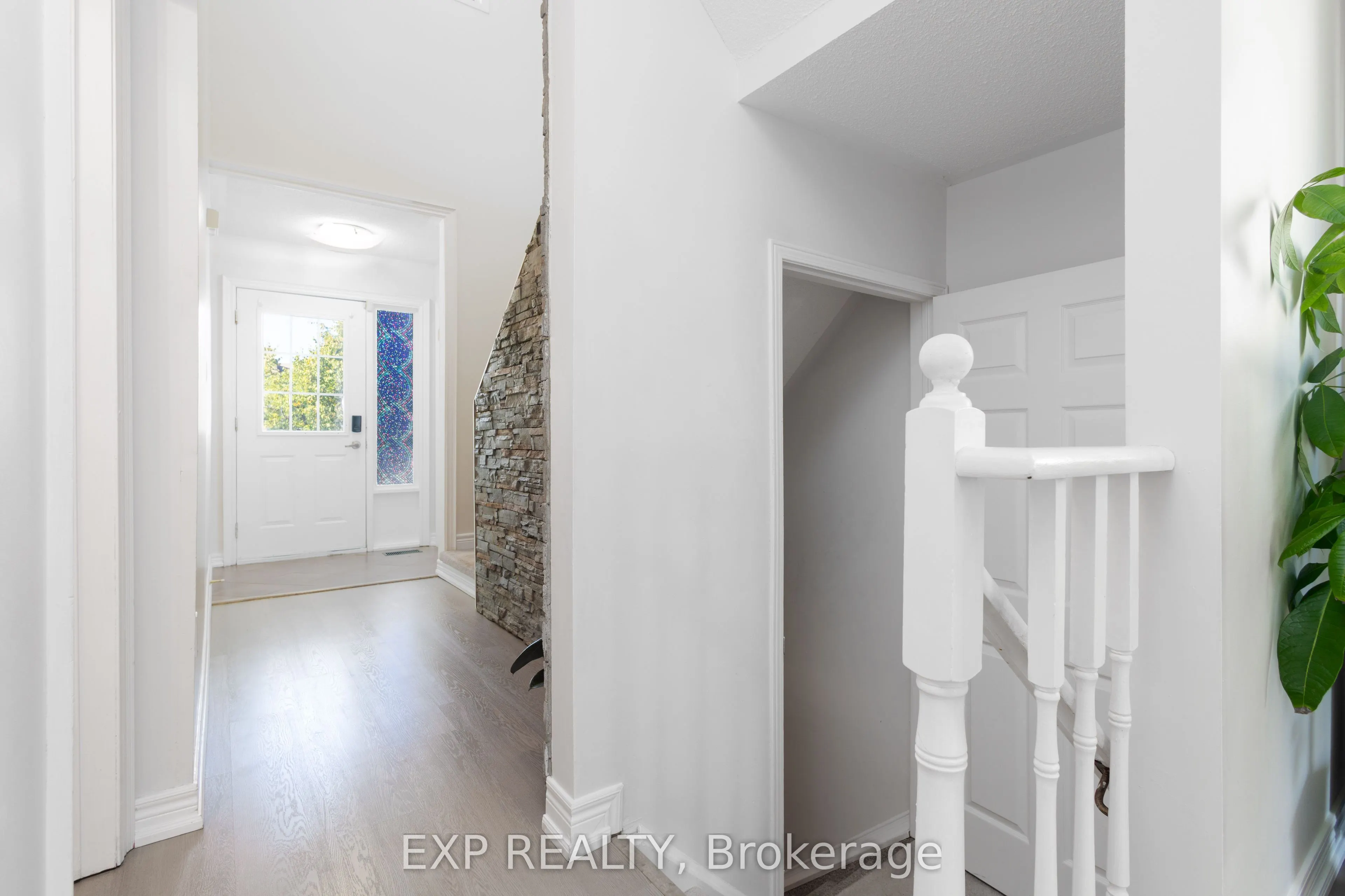 192 Pickett Crescent
