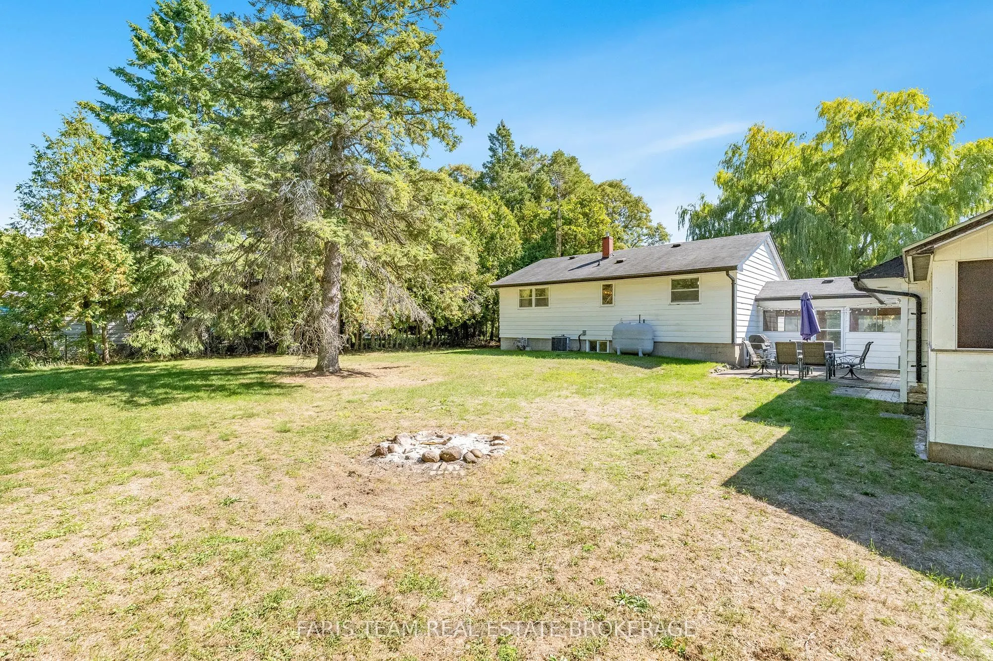 2570 Sunnidale Road