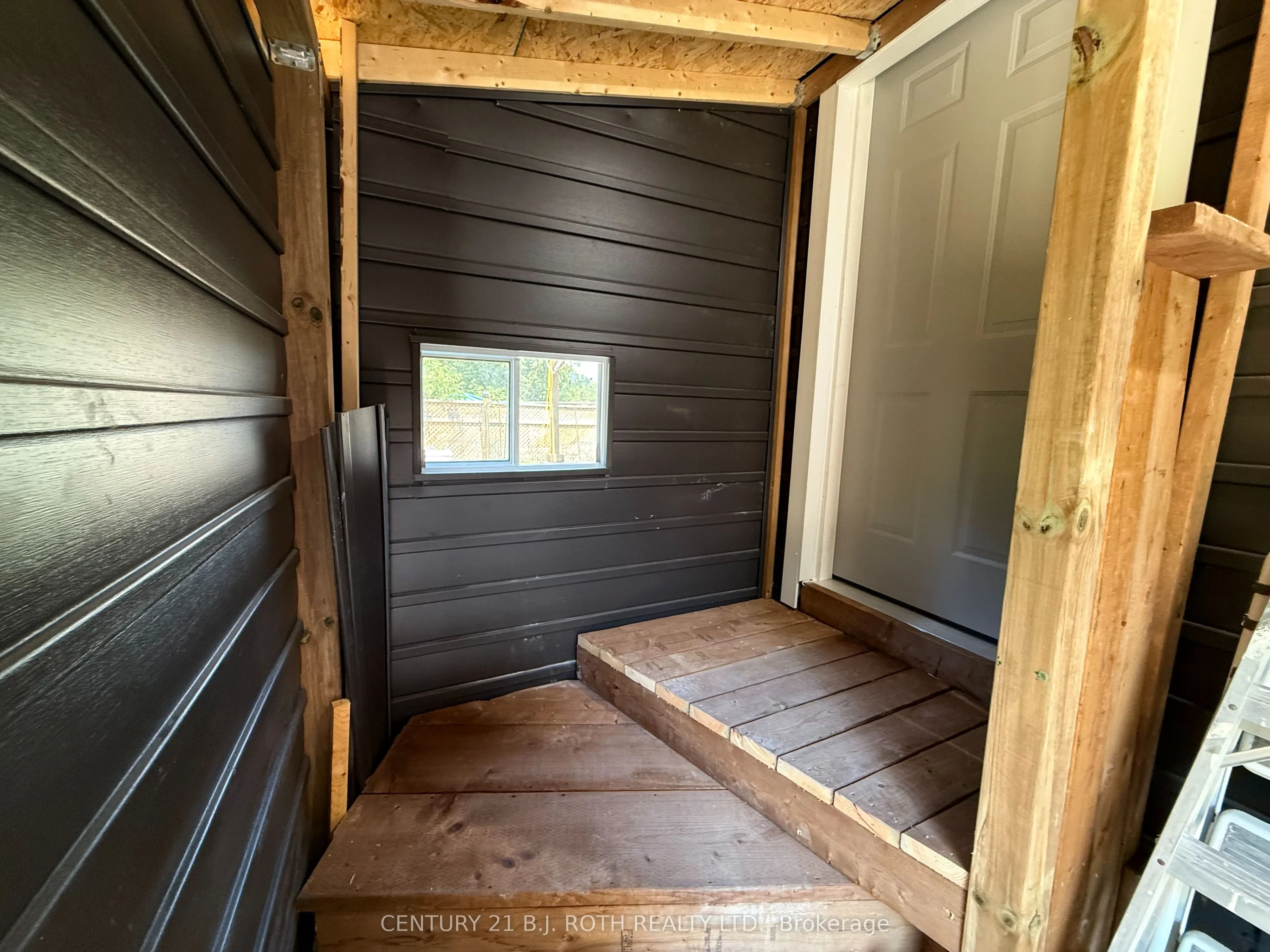 759 Essa Road, #Upper 2