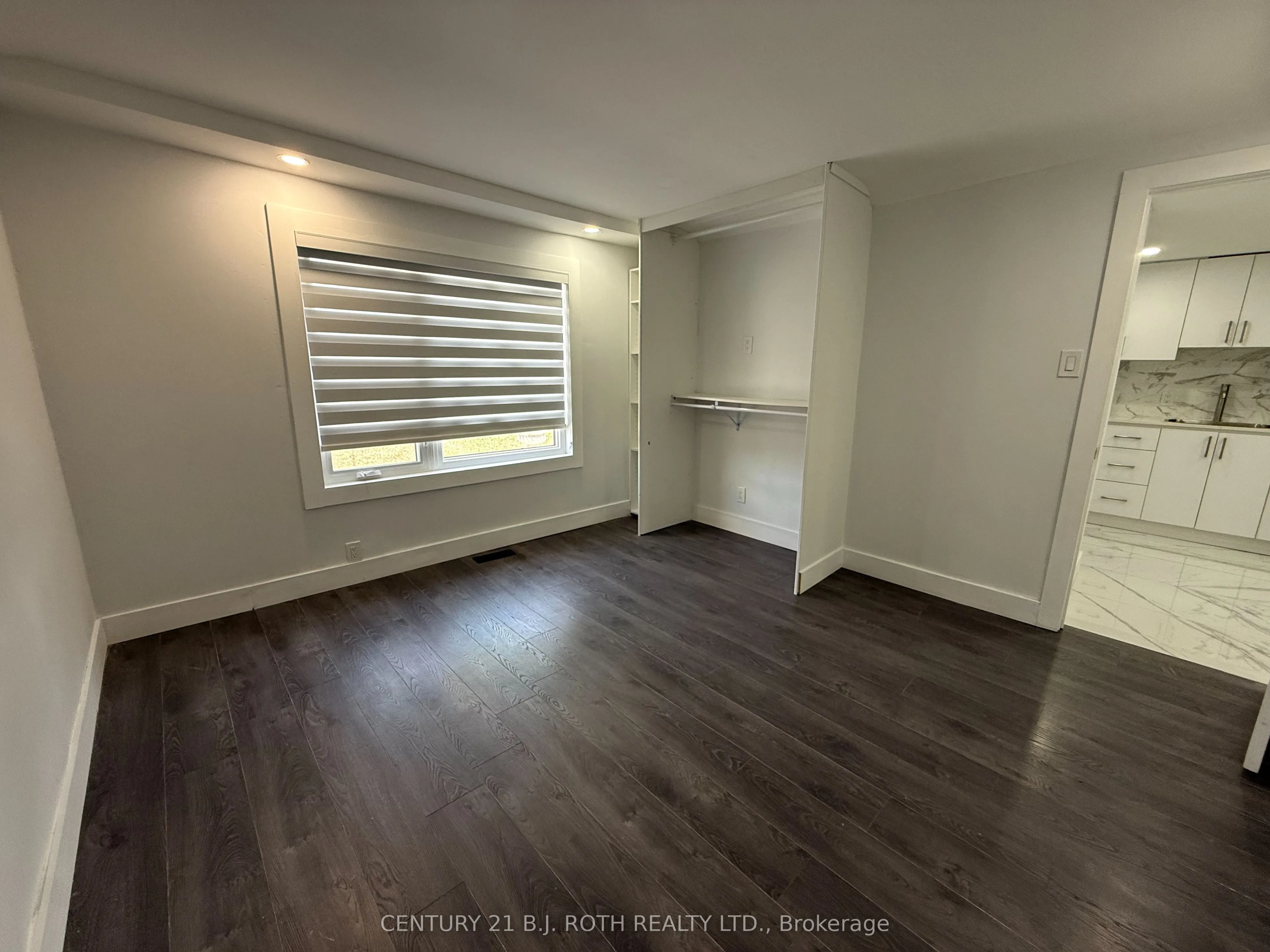 759 Essa Road, #Upper 2