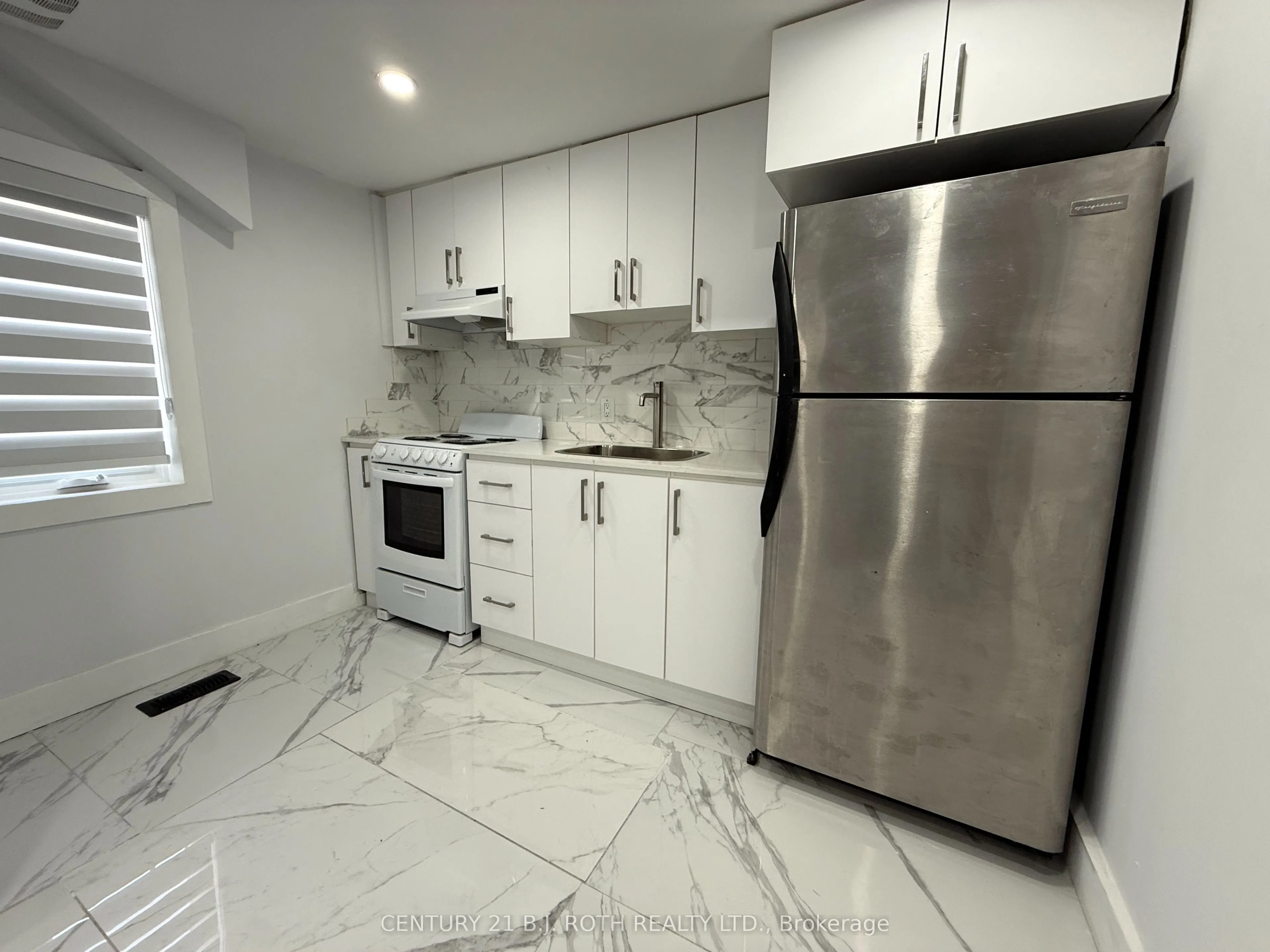 759 Essa Road, #Upper 2