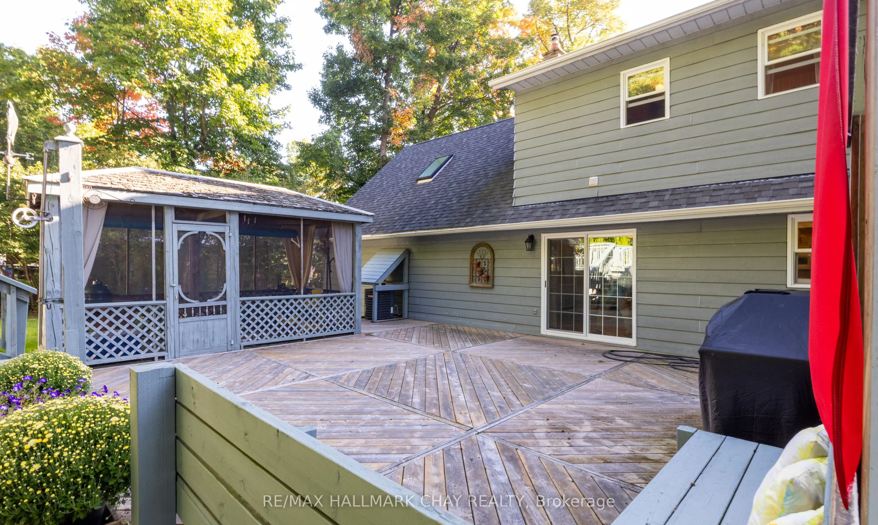 372 Lakewood Drive