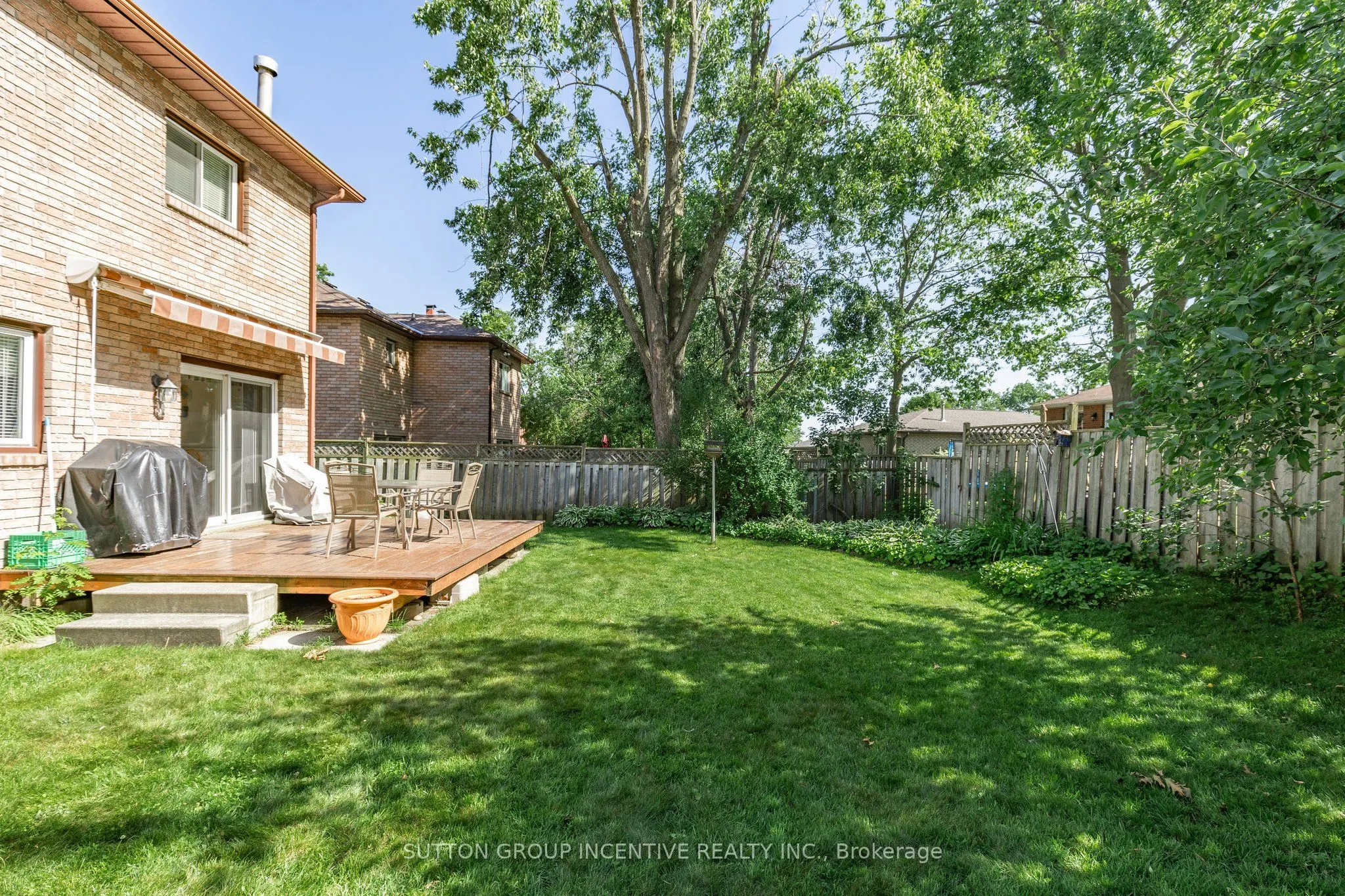 10 Keats Drive