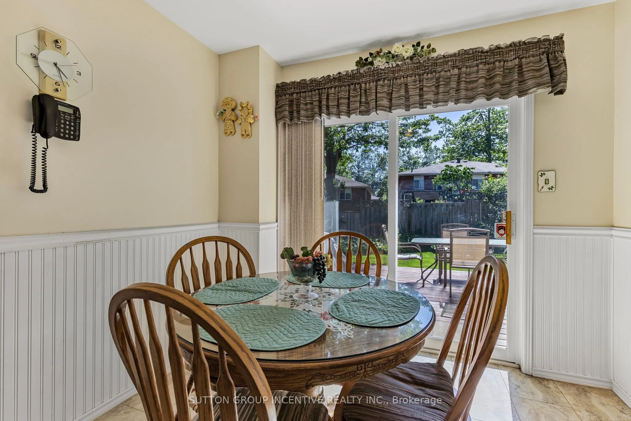 10 Keats Drive