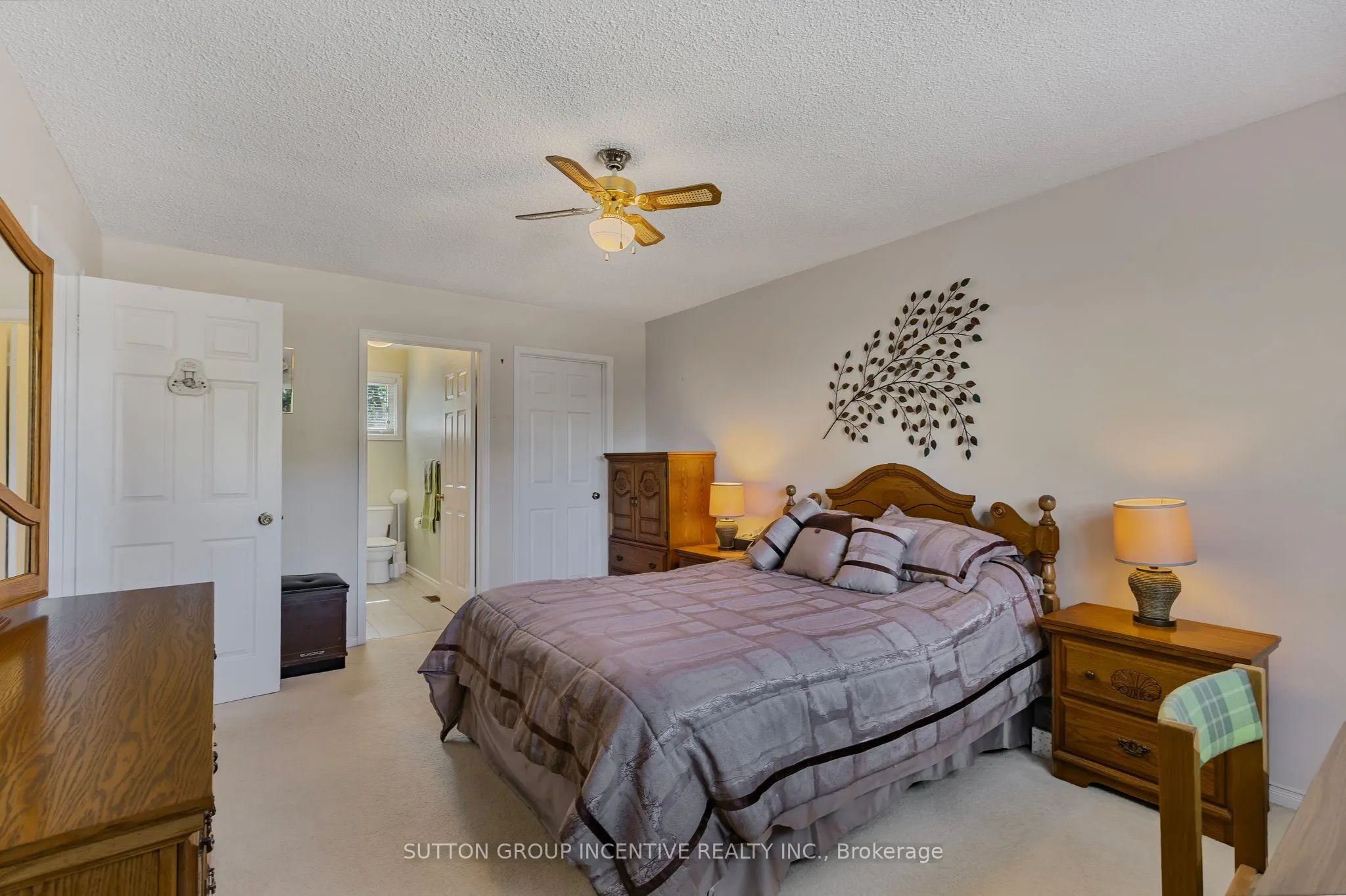 10 Keats Drive