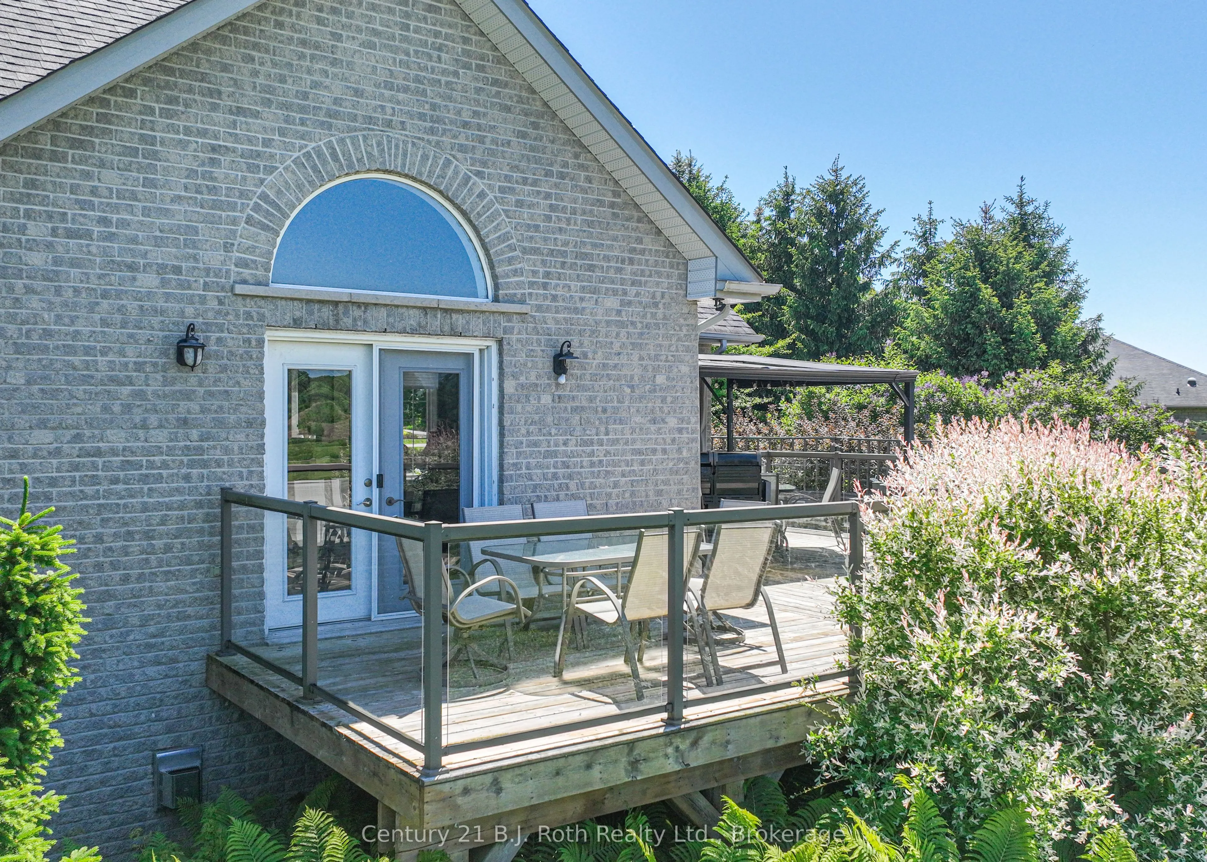 1273 Hawk Ridge Crescent