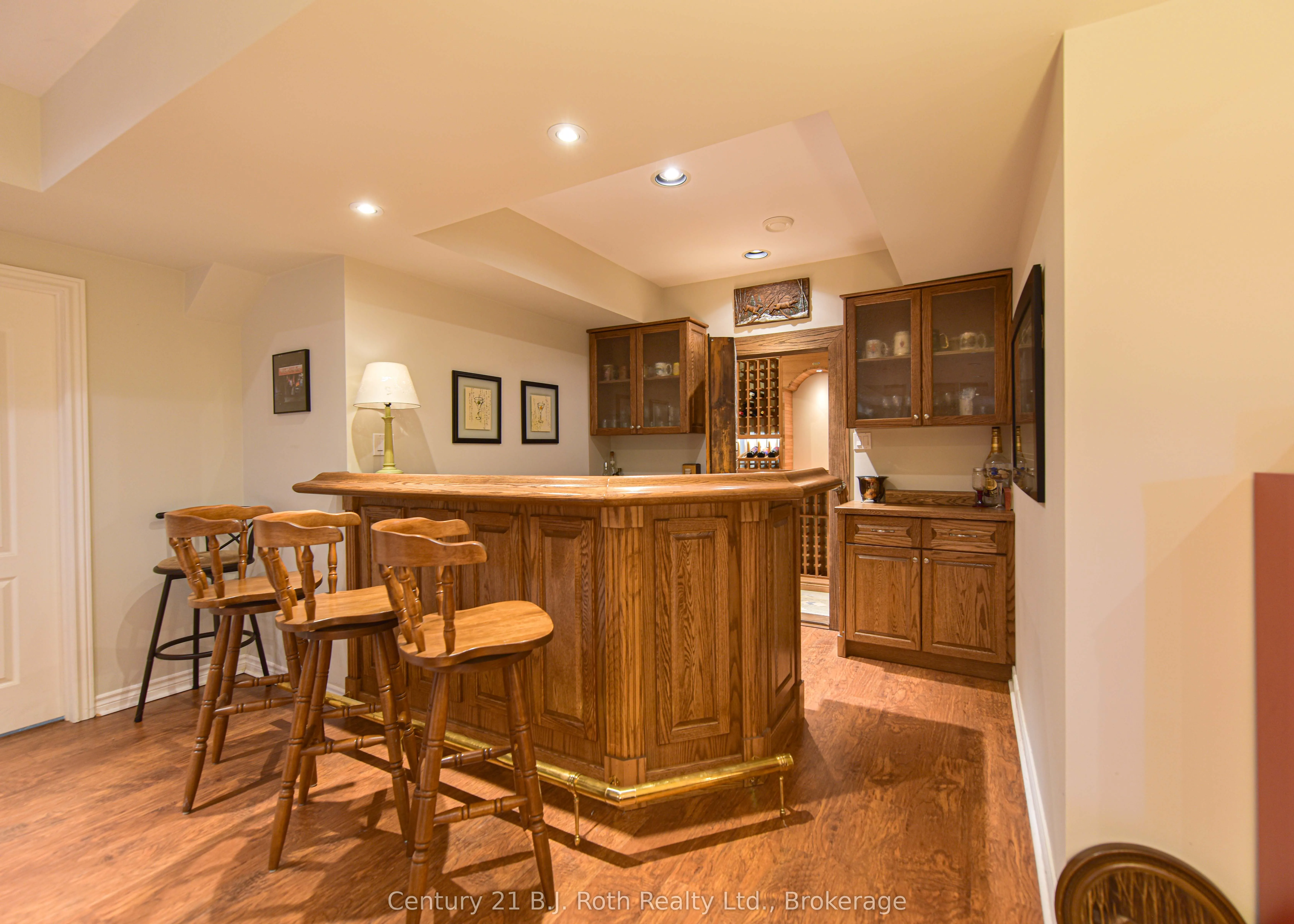 1273 Hawk Ridge Crescent