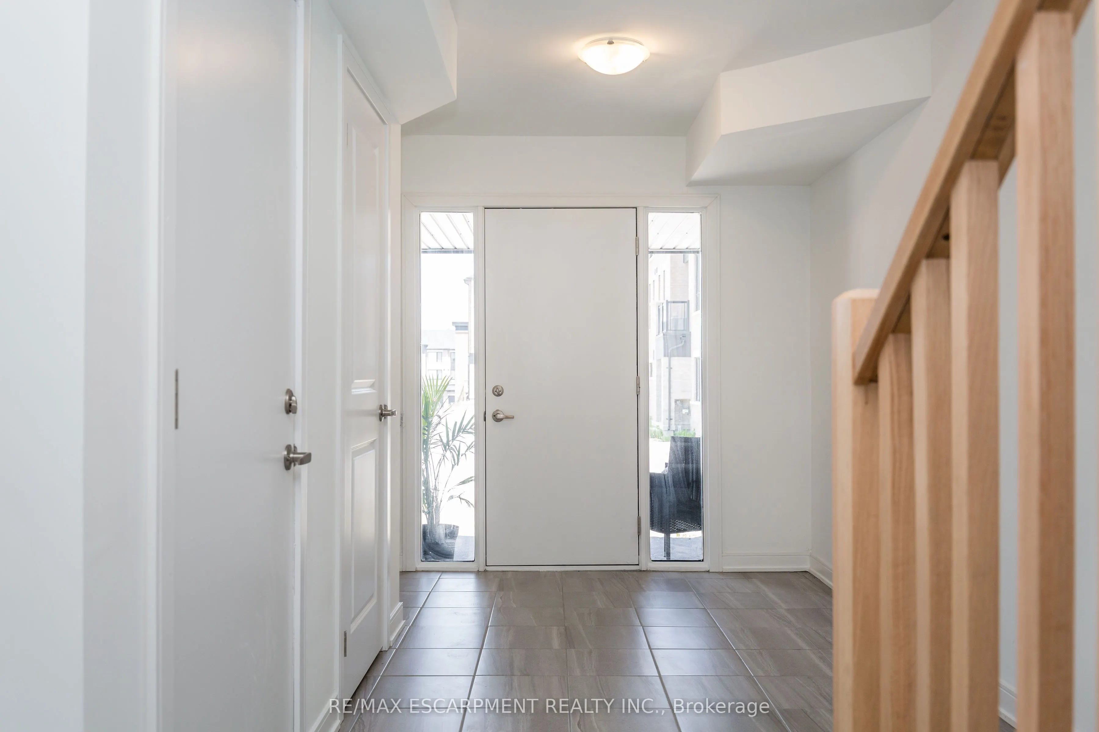 33 Red Maple Lane