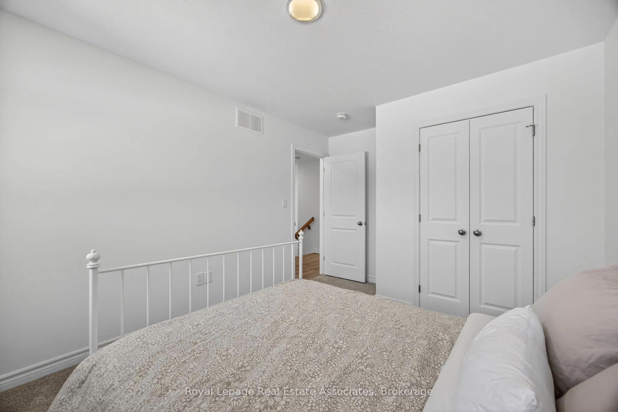 51 Swain Crescent