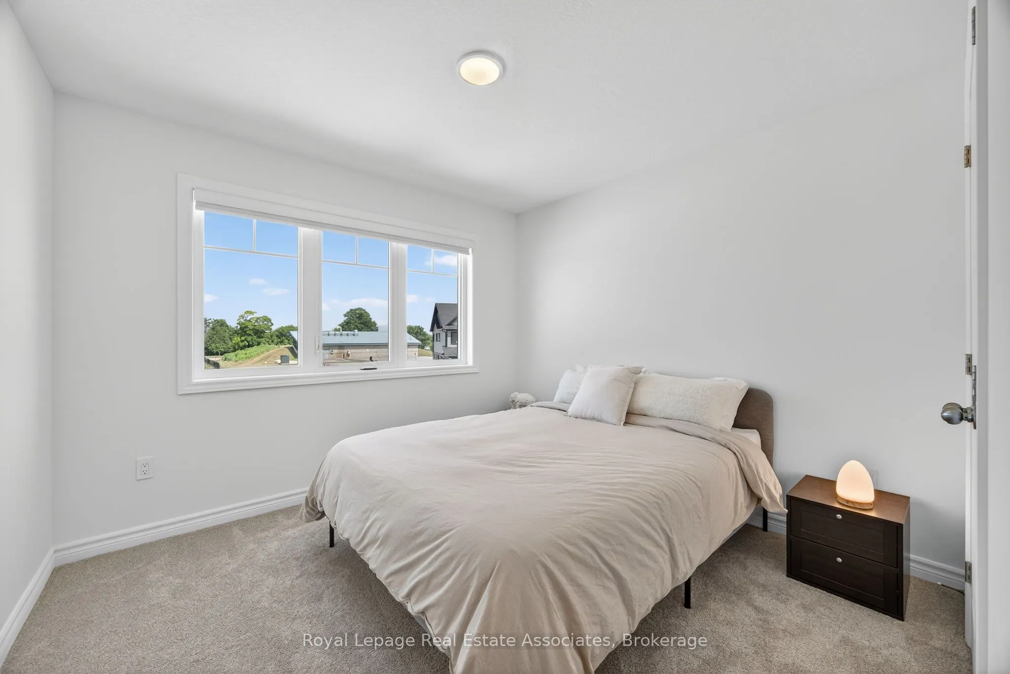 51 Swain Crescent