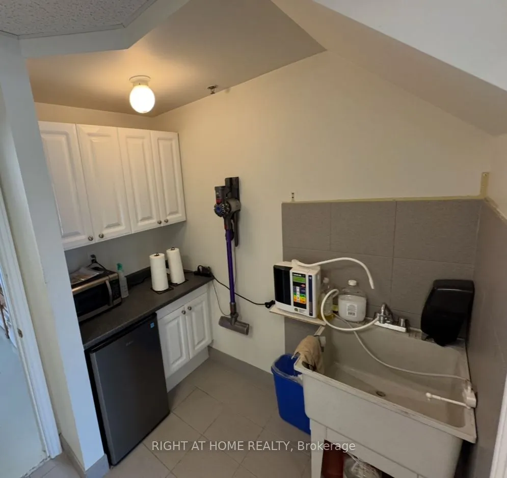 647 Welham Road, #8
