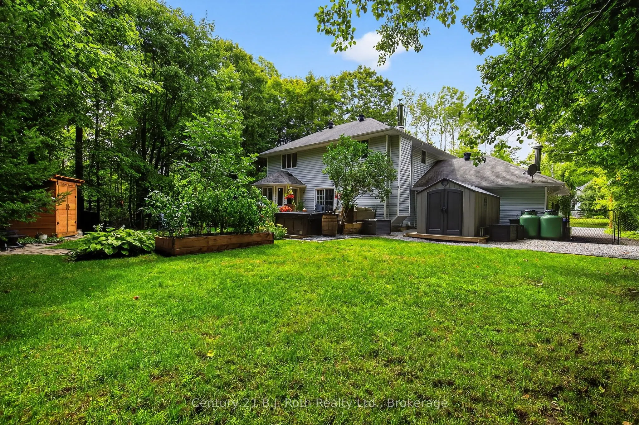 83 Wozniak Road