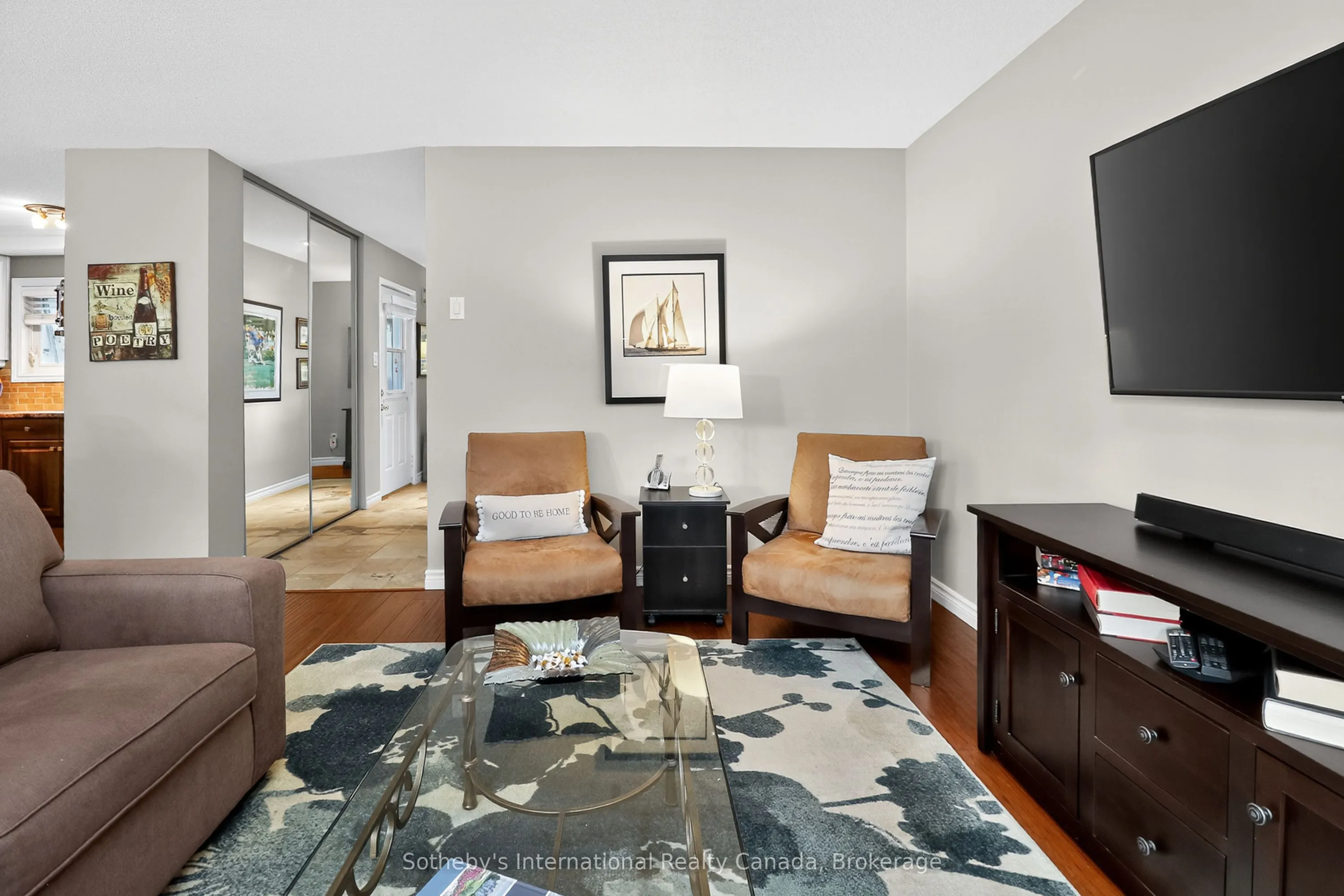 318 Mariners Way, #1