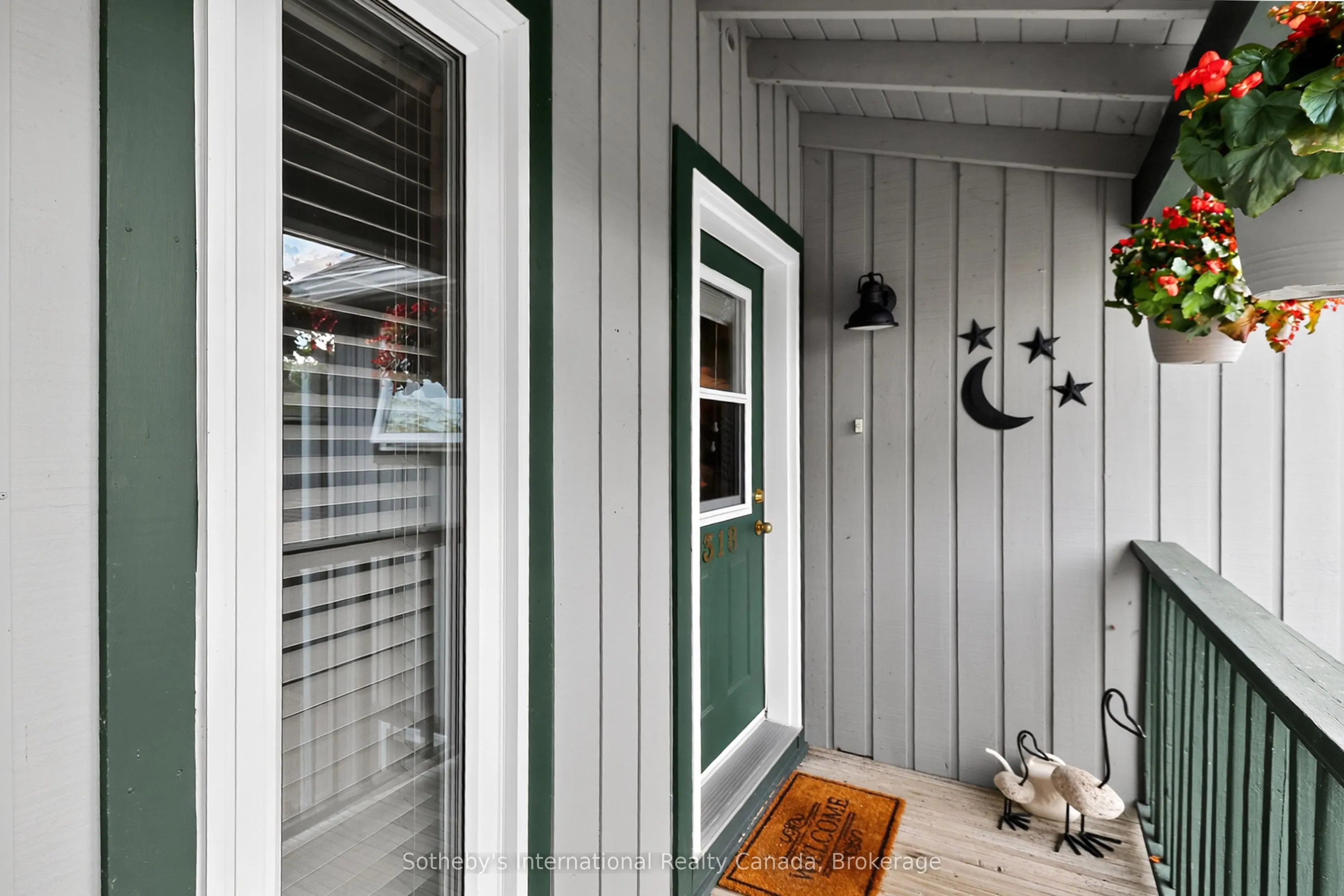 318 Mariners Way, #1