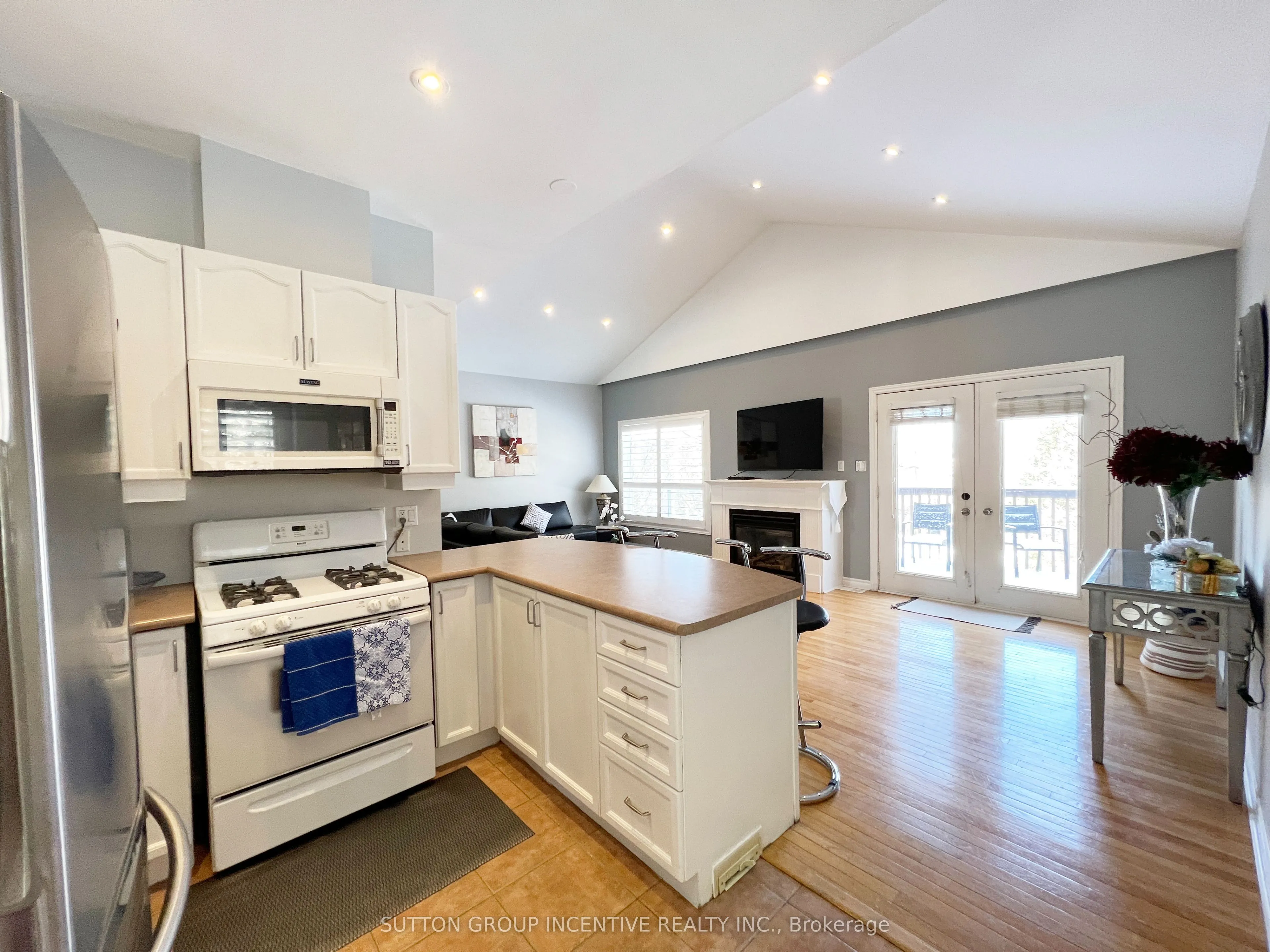 38 Hurst Drive