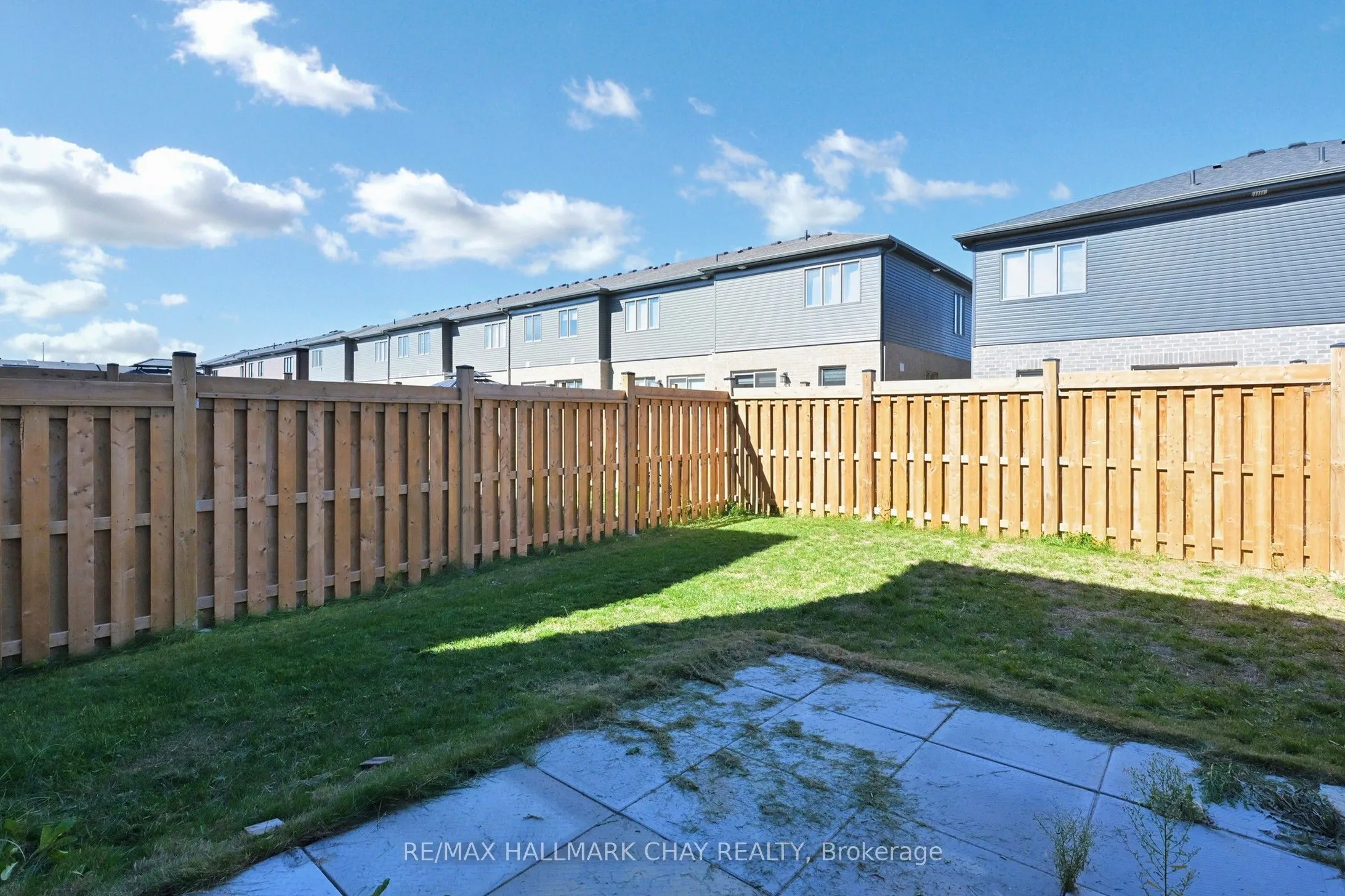 37 Turnberry Lane