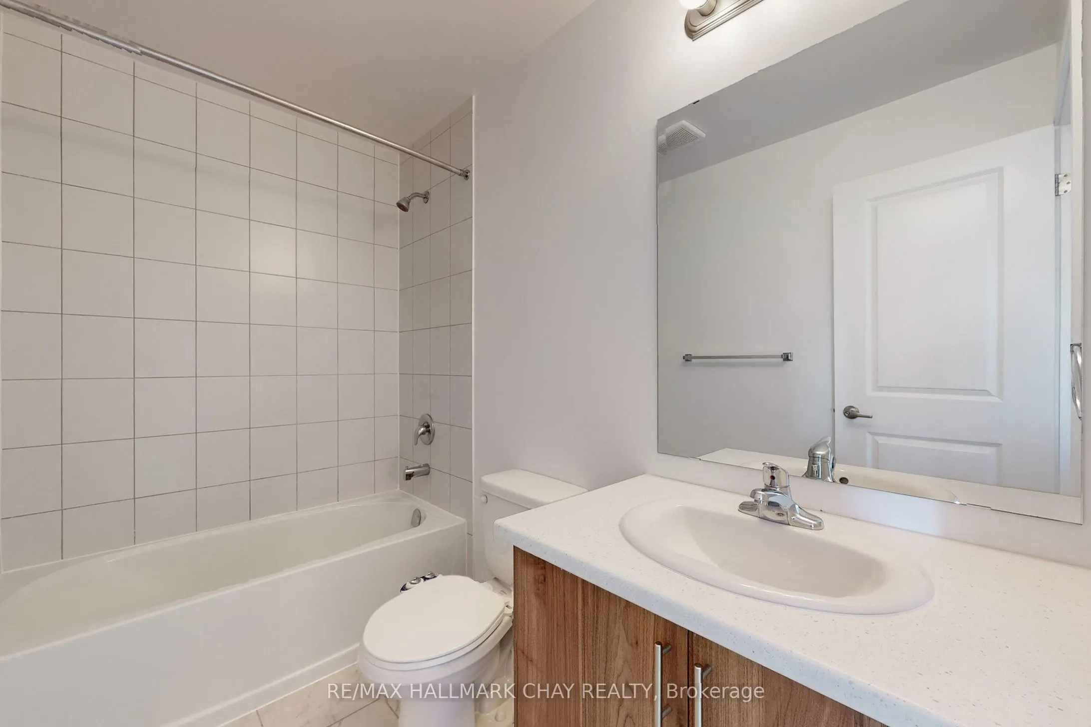 37 Turnberry Lane