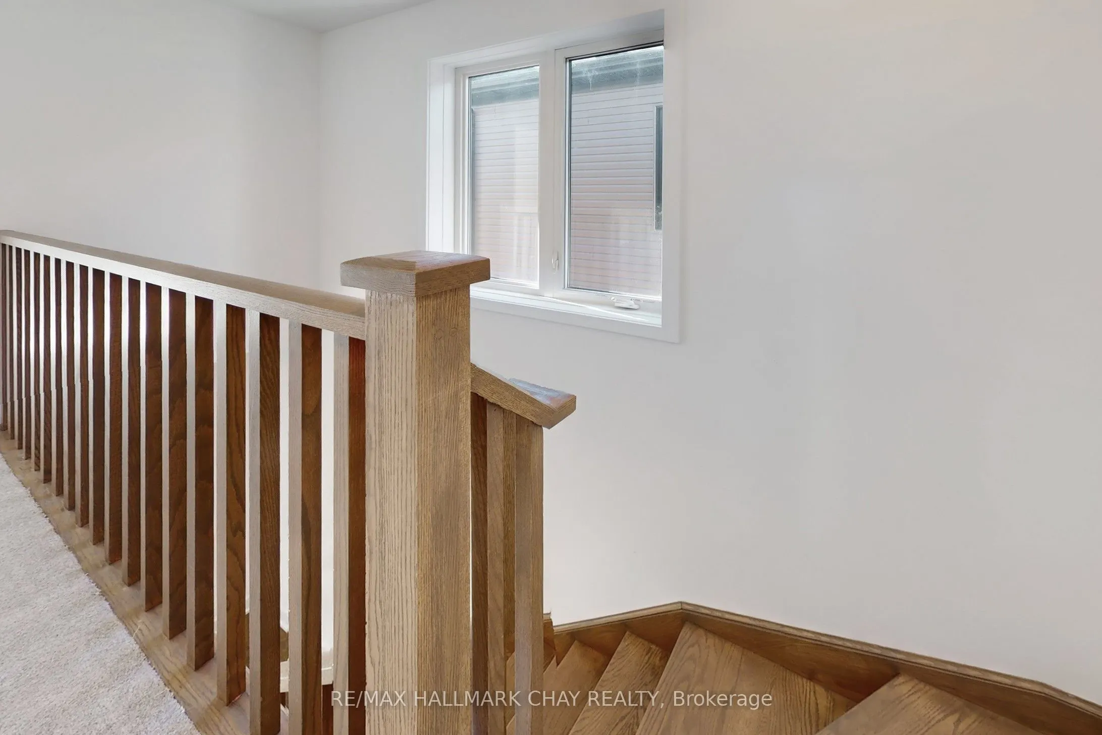 37 Turnberry Lane