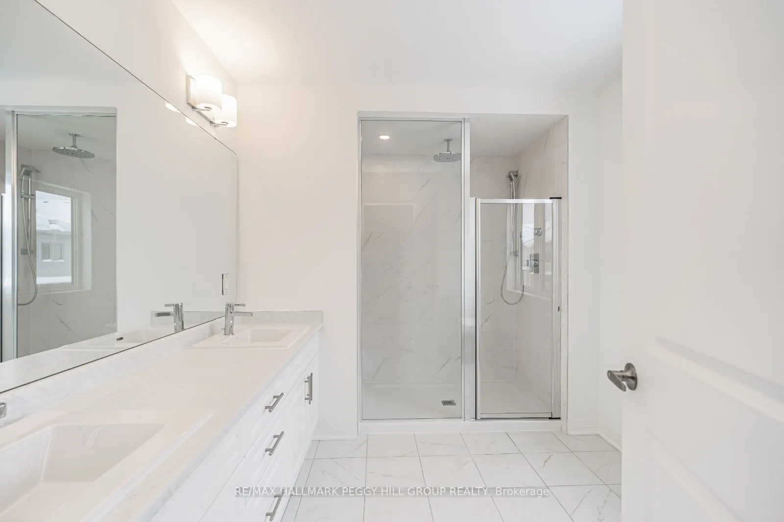 112 West Oak Trail