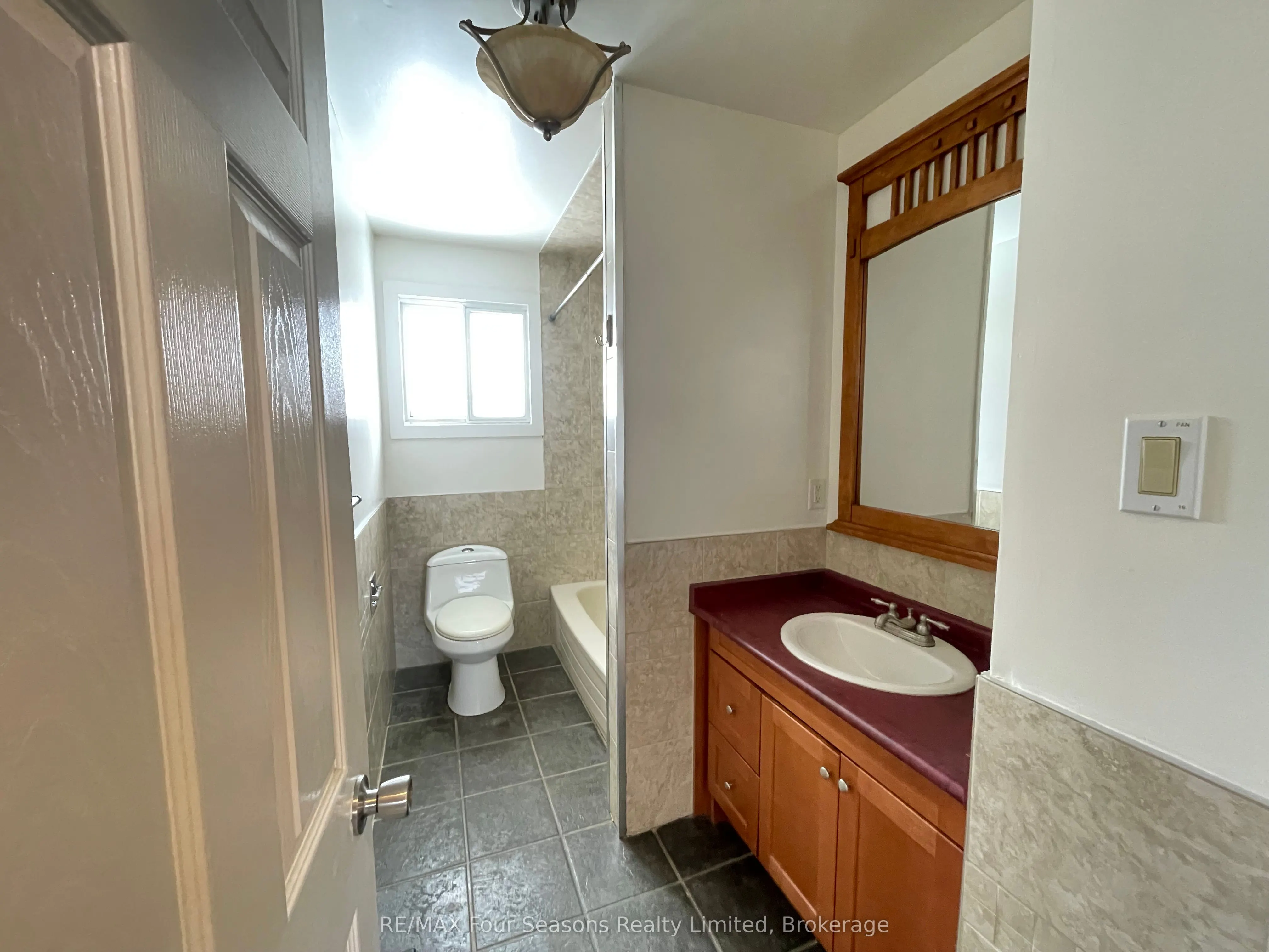 124 Niagara Street