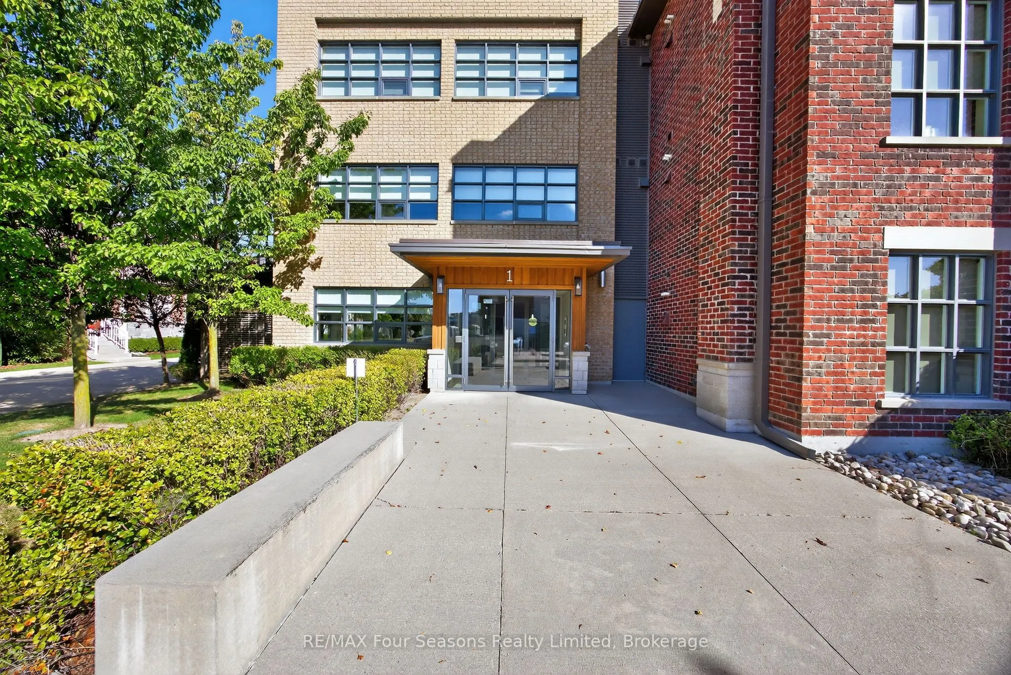 1 Shipyard Lane, #301